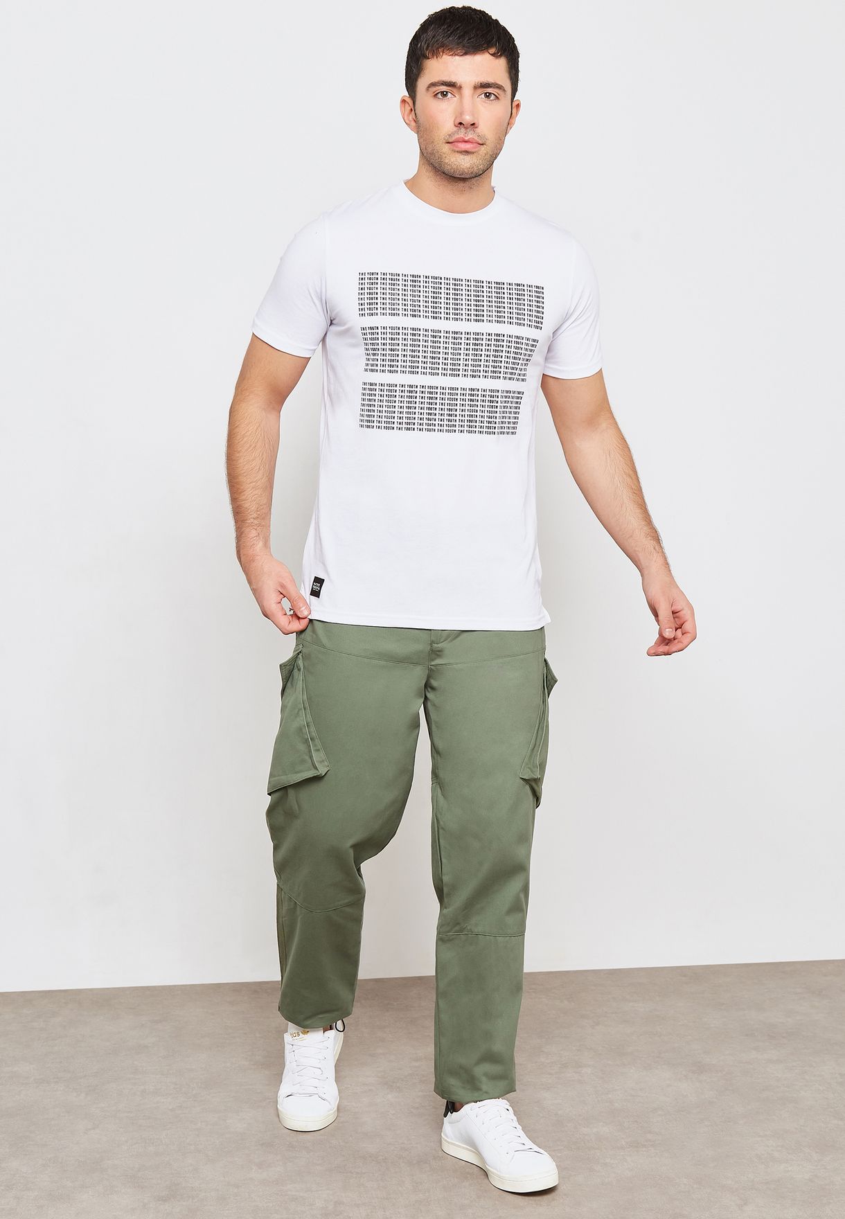 Buy adidas Originals green Essential Cargo Pants for Men in Doha, other ...