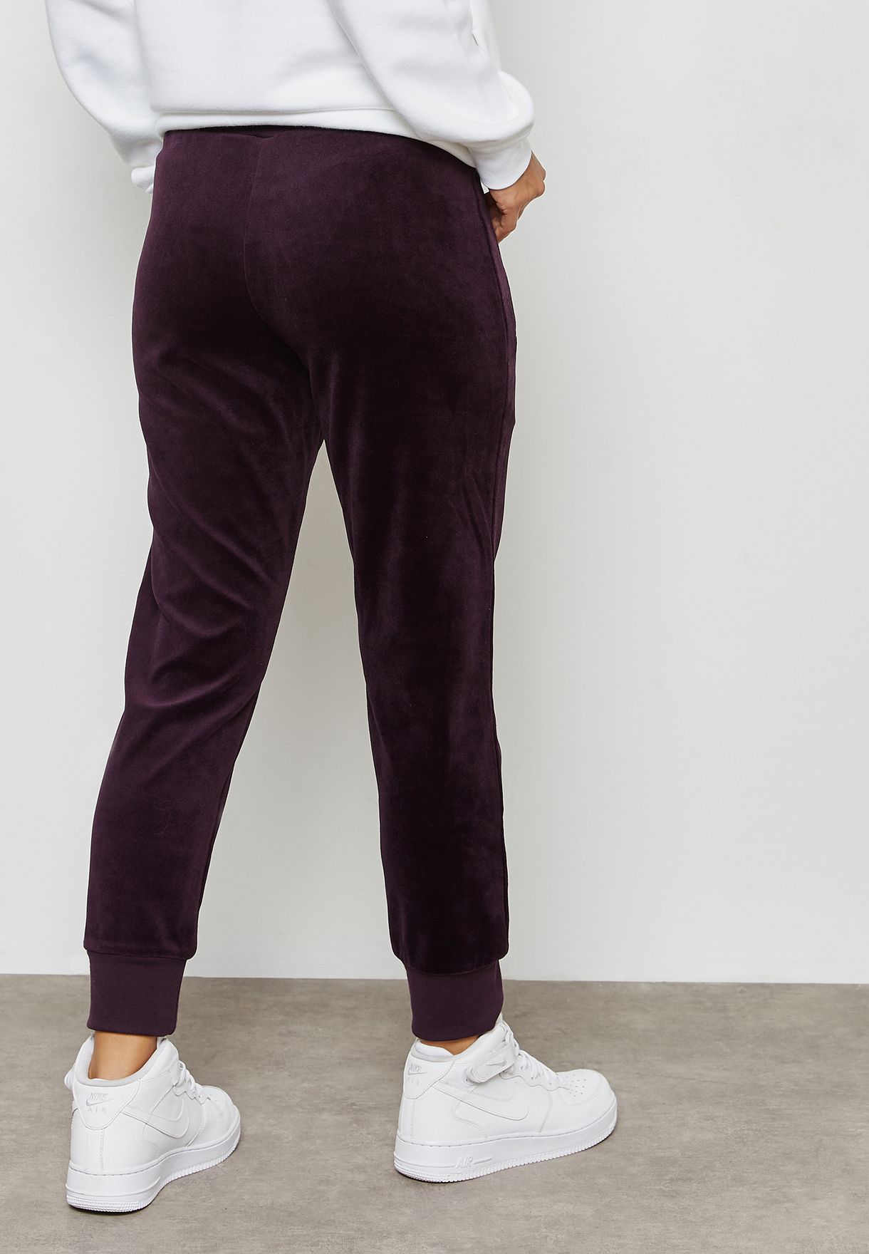nike velvet sweatpants