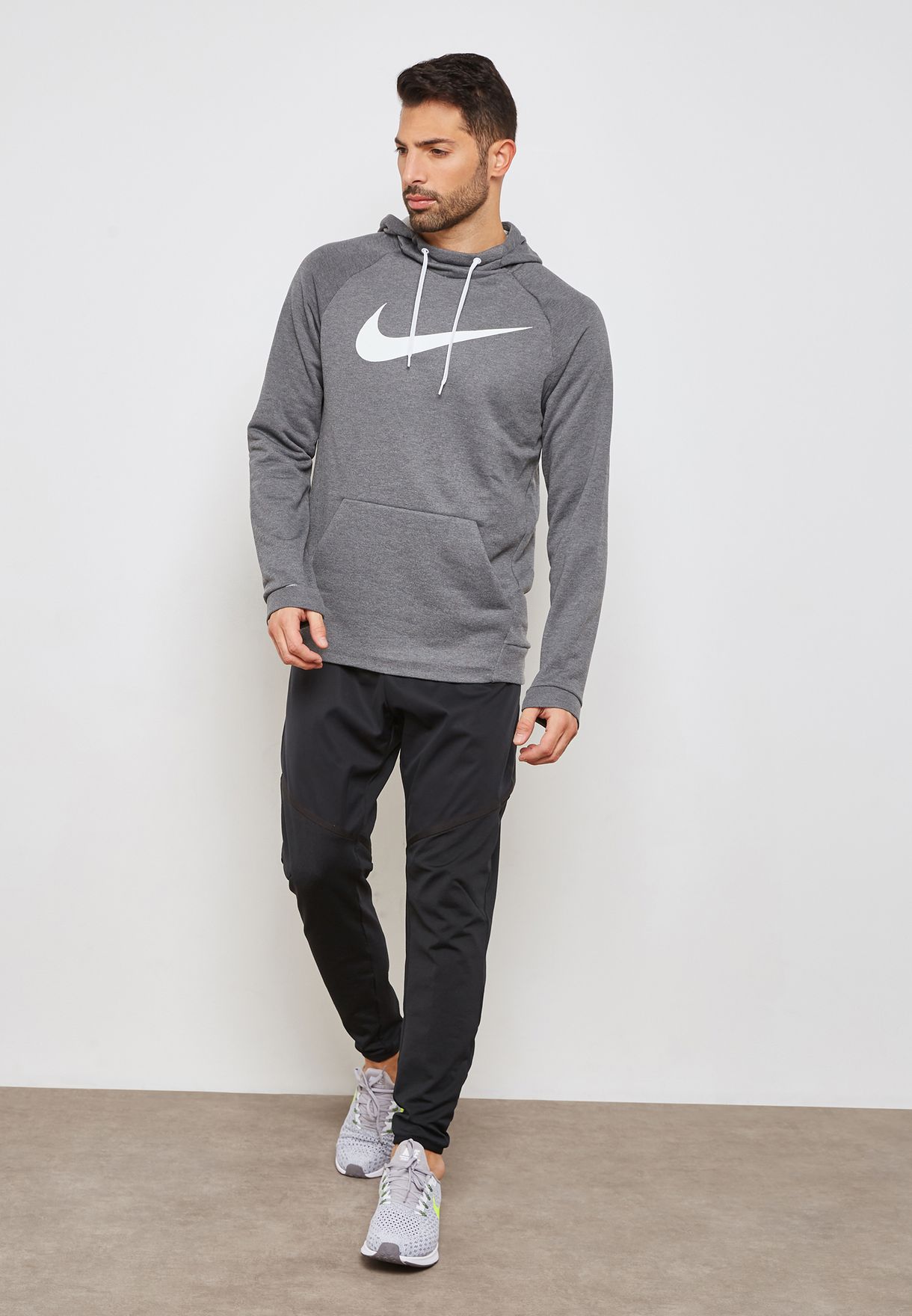 Buy Nike black Dri-FIT Sweatpants for Men in Worldwide 927360-010