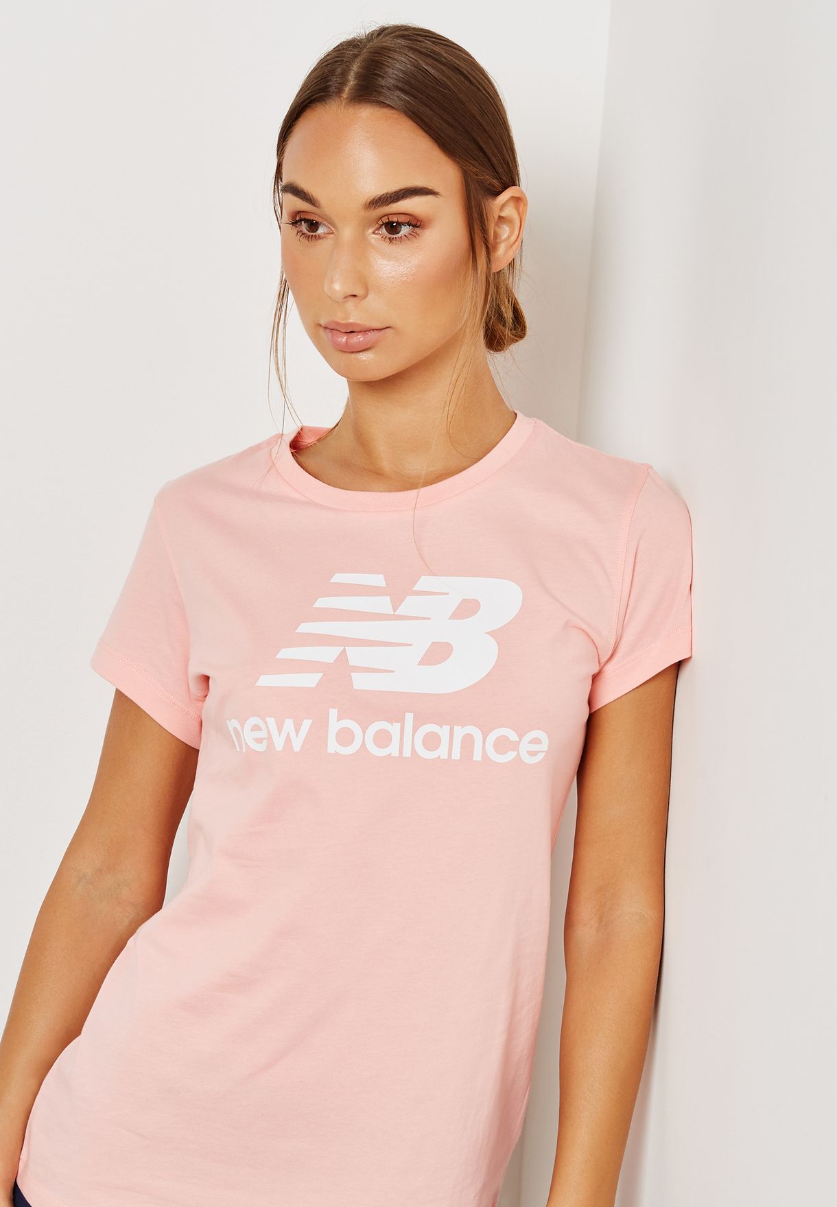 Balance pink Essential Stacked Logo 
