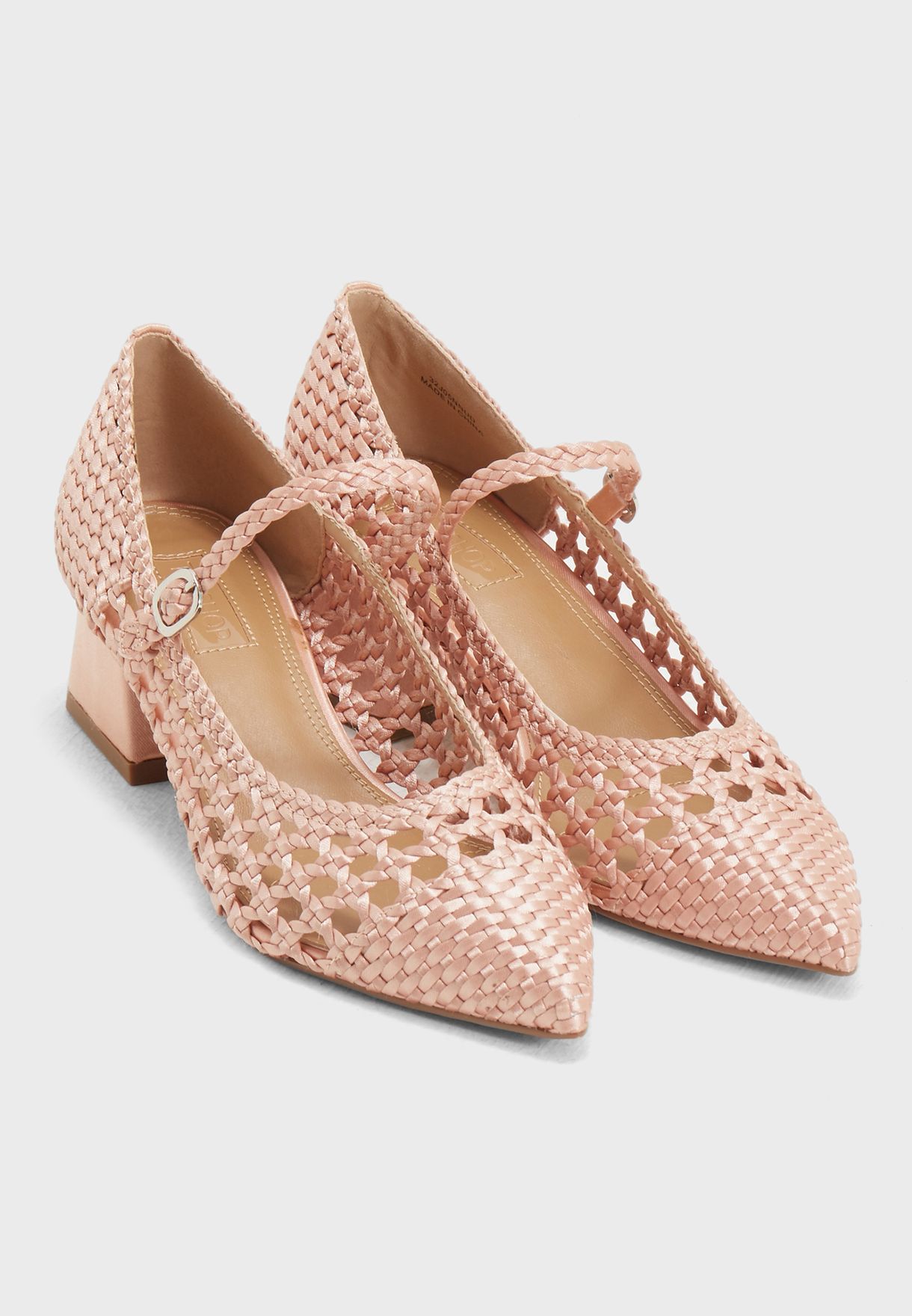 woven court shoes
