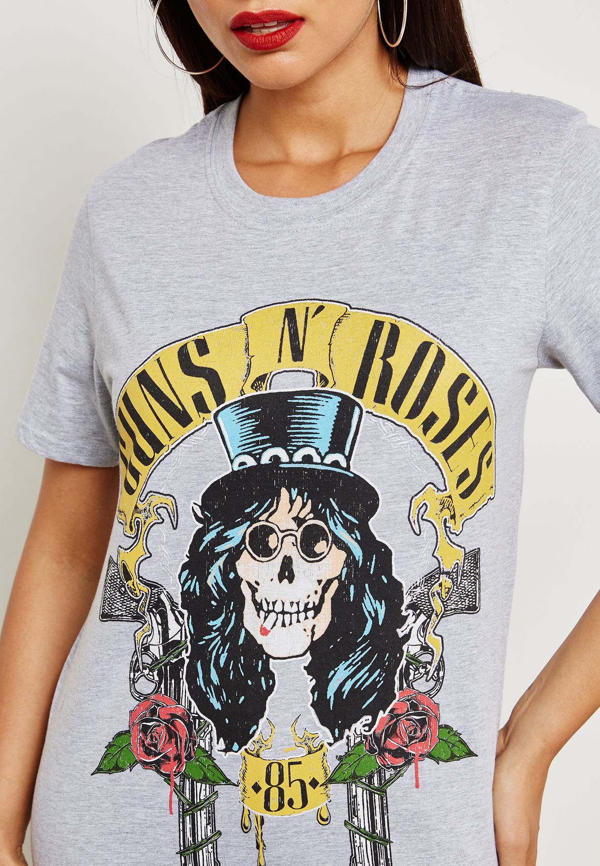 lækage Virkelig auktion Buy Missguided grey Guns &amp; Roses Skull Graphic T-Shirt for Women in  MENA, Worldwide
