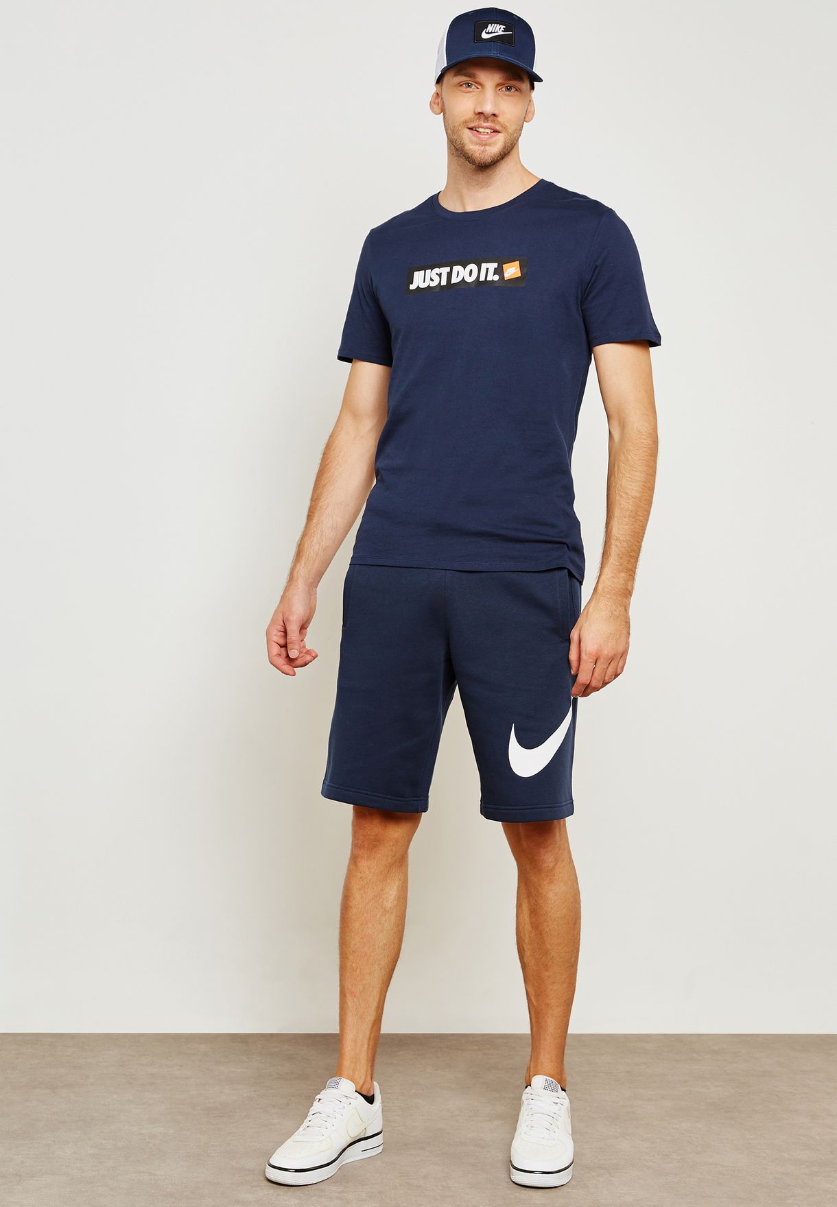 nike club fleece shorts blue