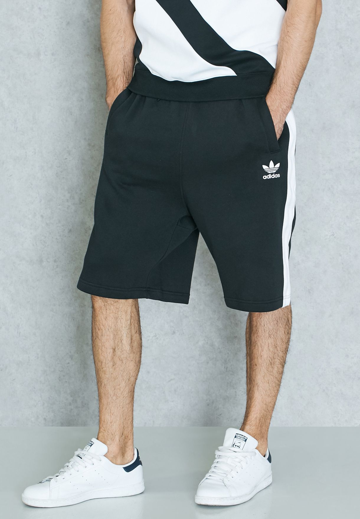 pulse chin Lover Buy adidas Originals black Berlin Shorts for Men in MENA, Worldwide
