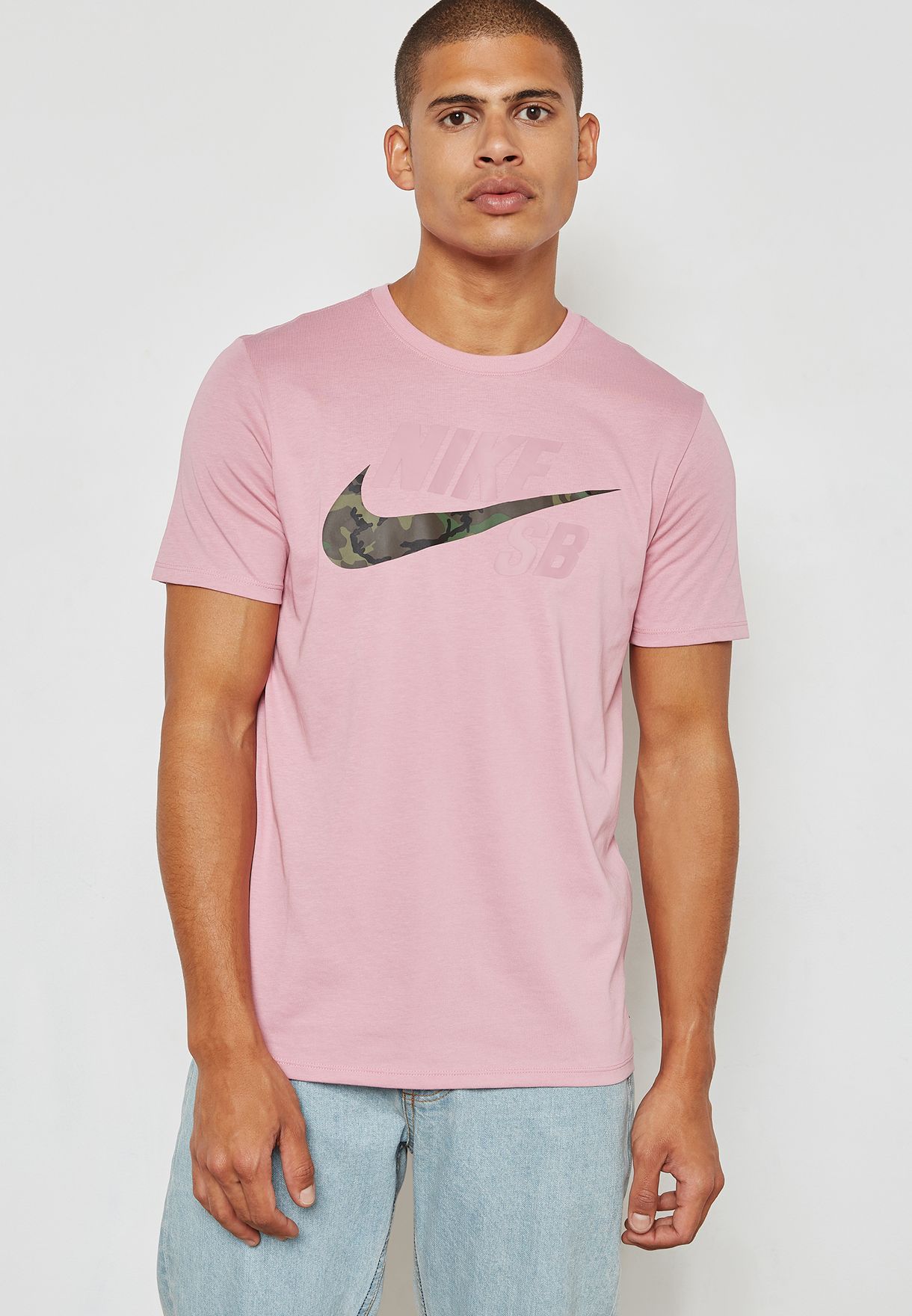 Nike pink SB Dri-FIT DFC Camo T-Shirt 