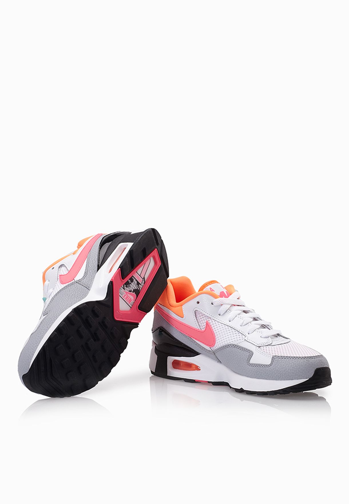 nike wmns air max st