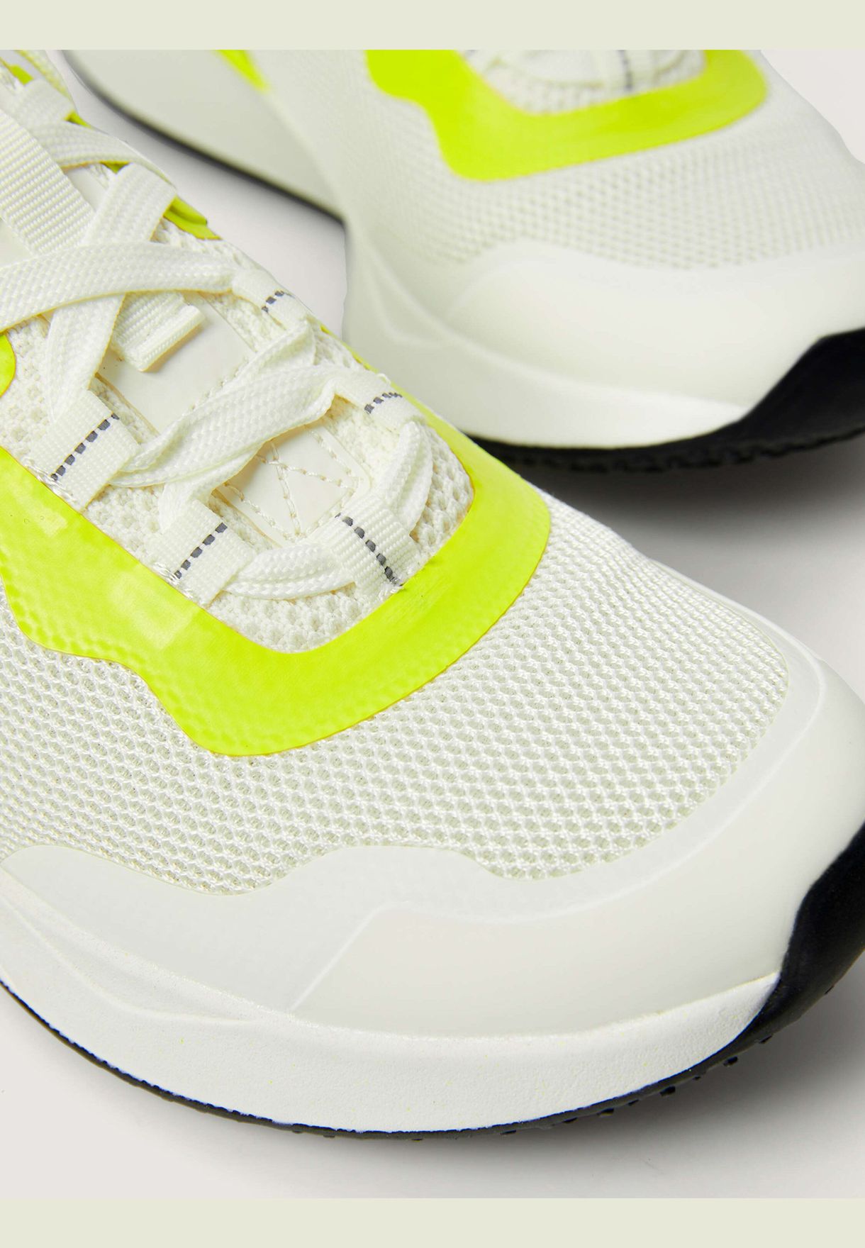 حذاء رياضي U-RUN-STB