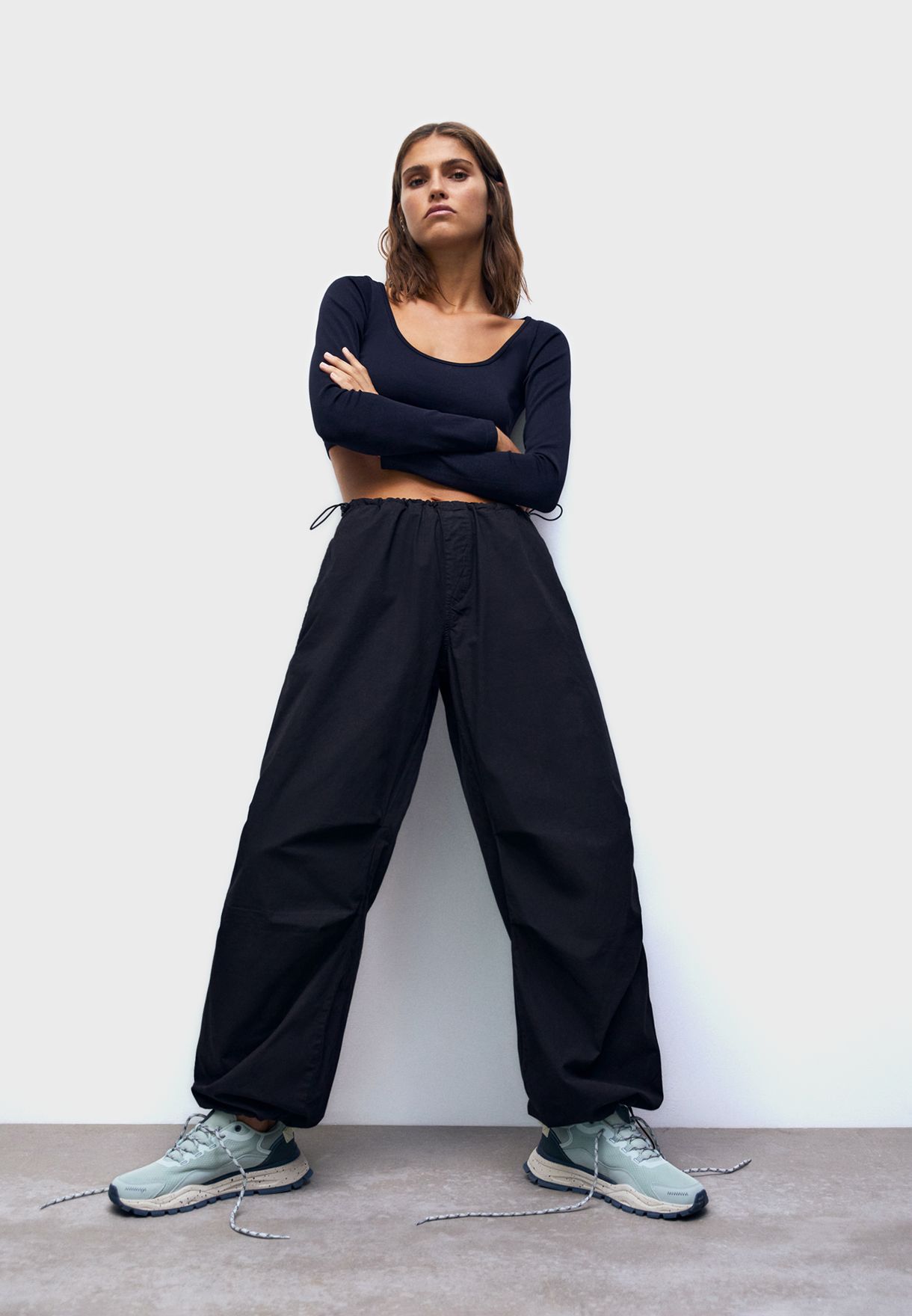 pull and bear parachute pants