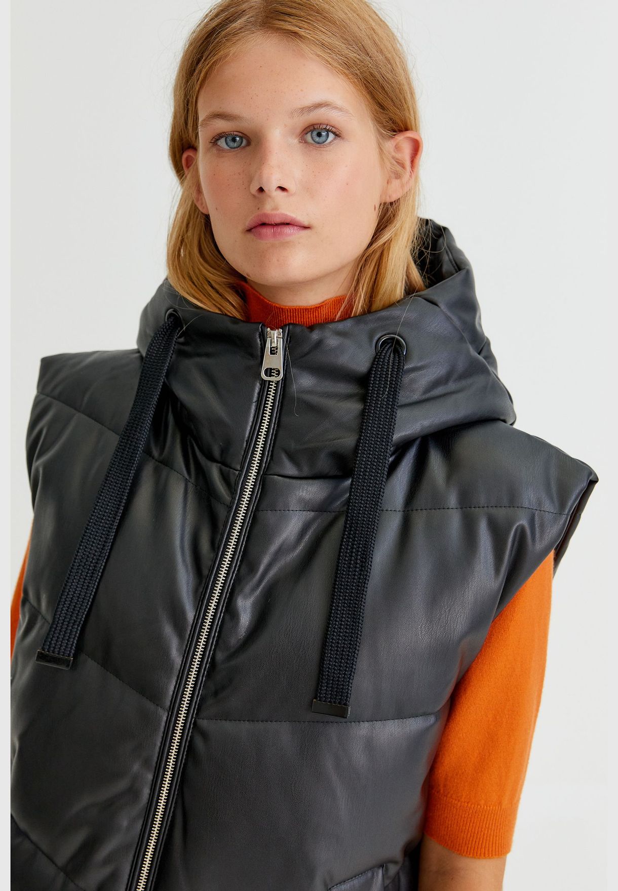 pull and bear leather puffer