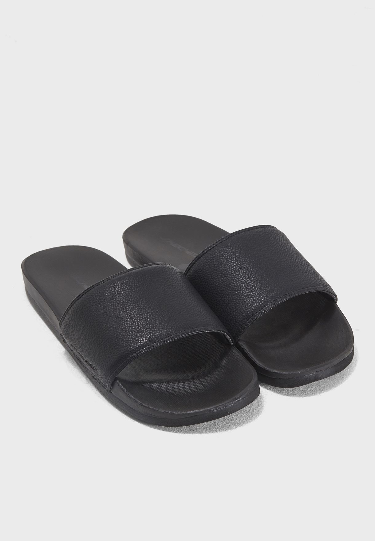 Buy SKECHERS black Padded Slide Sandal for Men in MENA, Worldwide