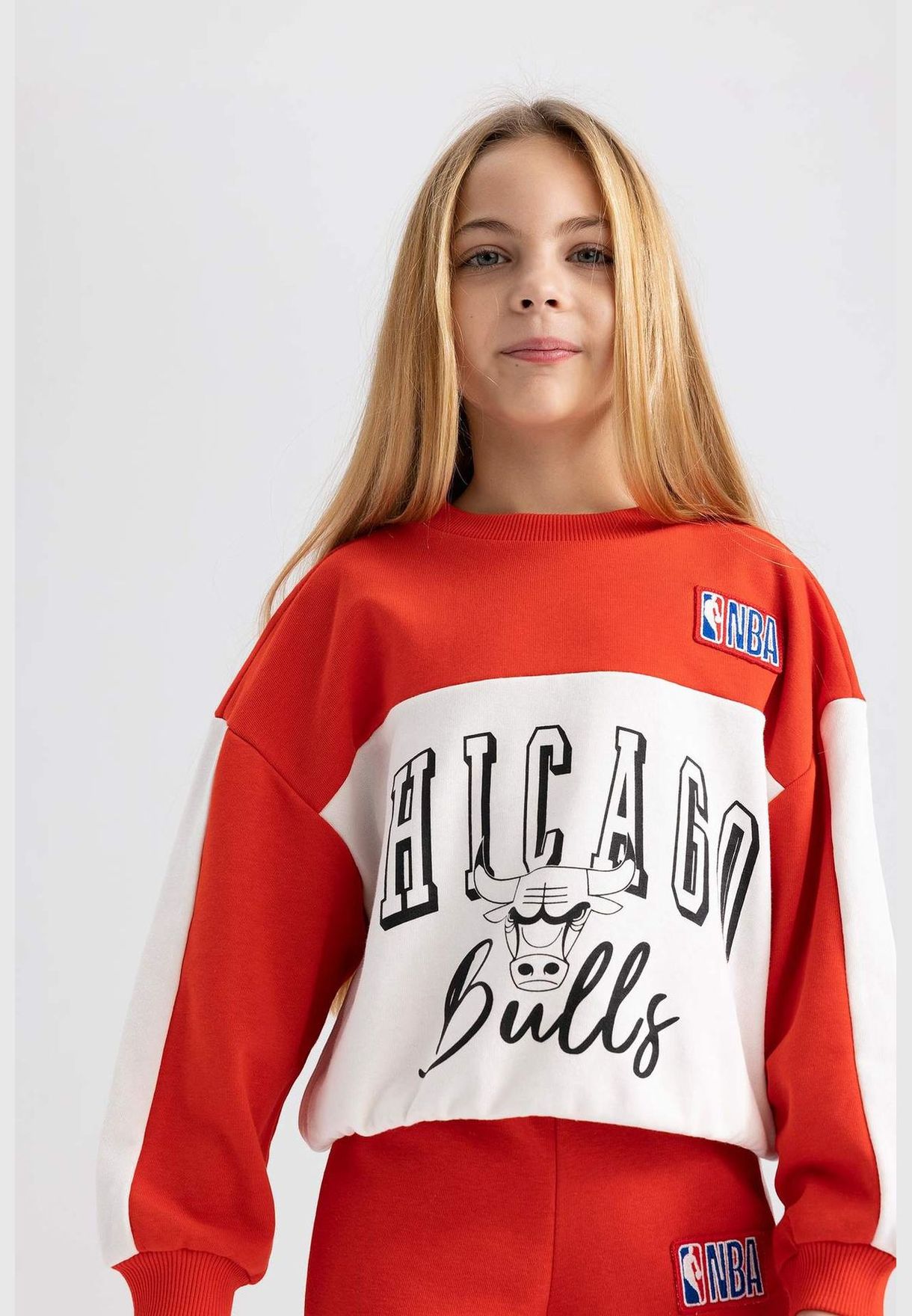 Girl NBA Chicago Bulls Licenced Long Sleeve Knitted Sweatshirt
