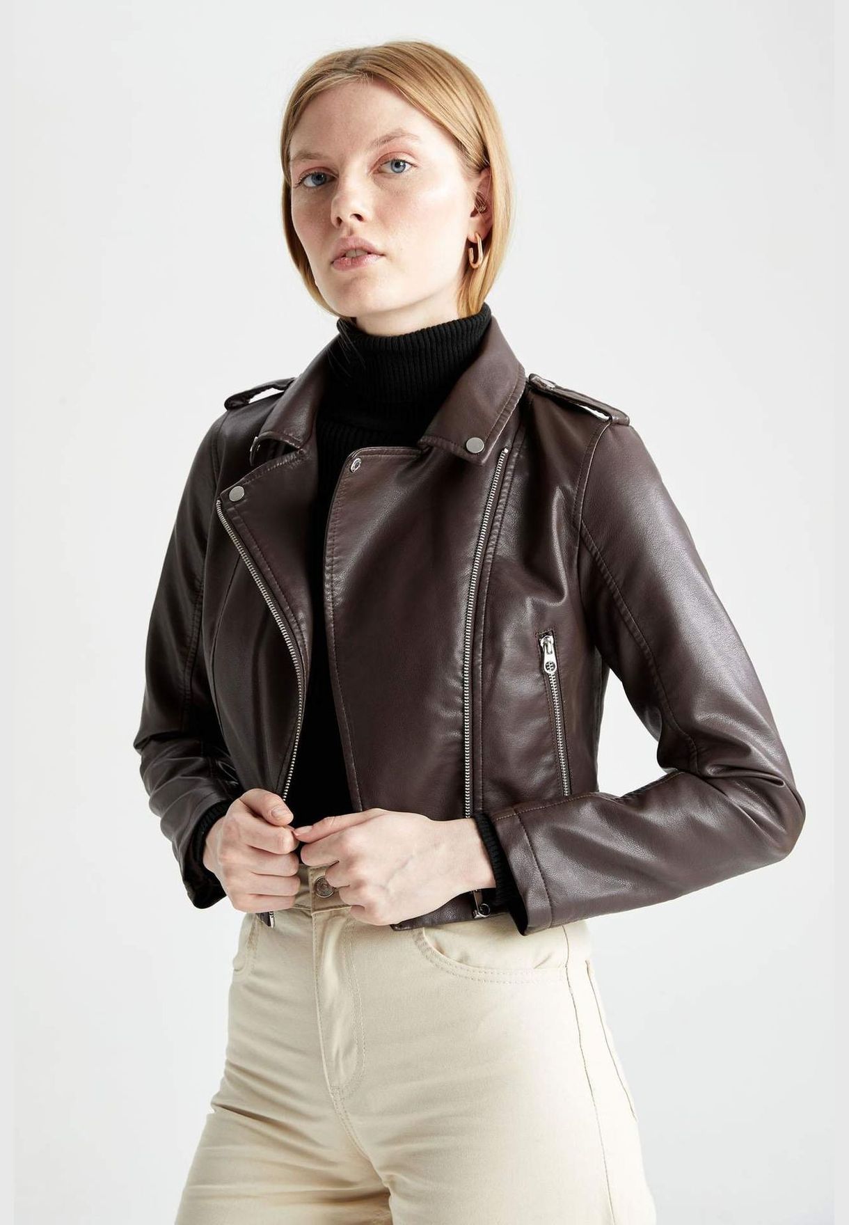 Woman Regular Fit Hoodie Outer Wear PU Jacket