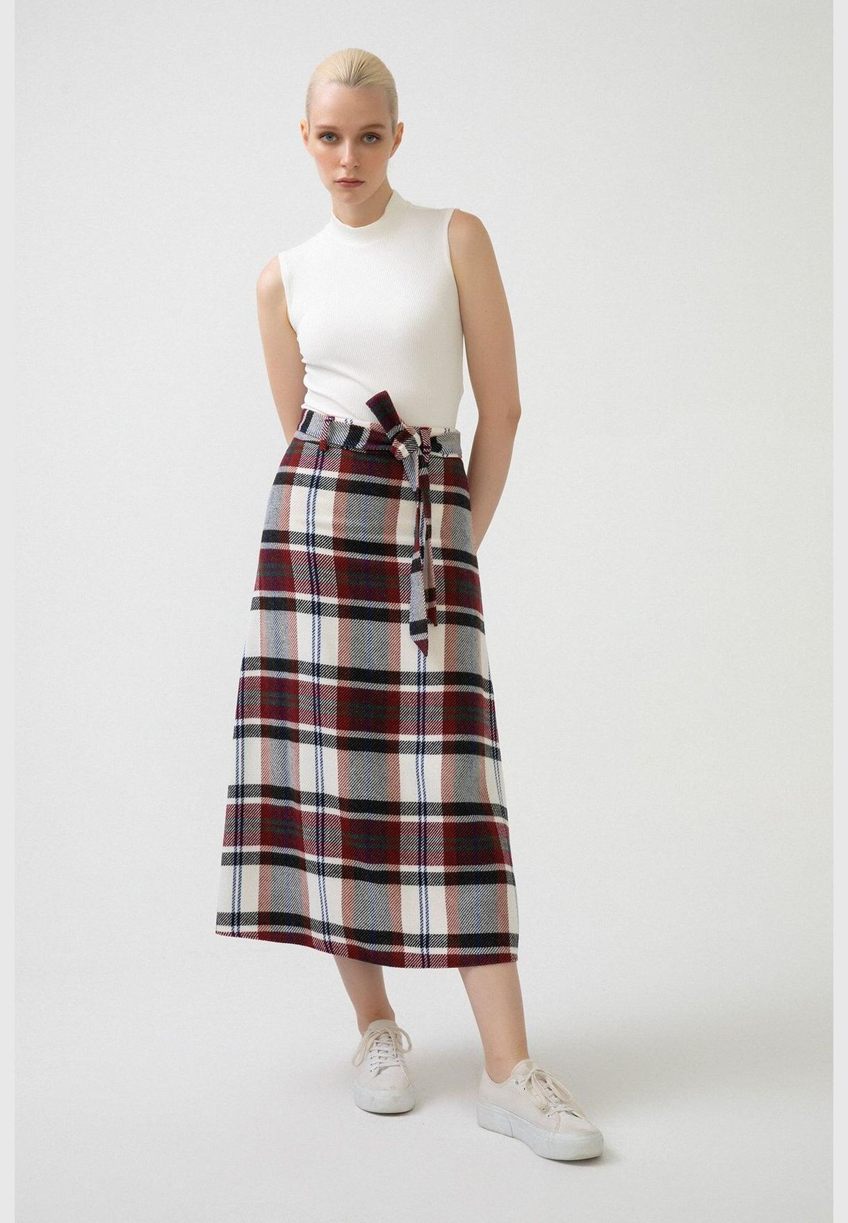 BELTED PLAID SKIRT