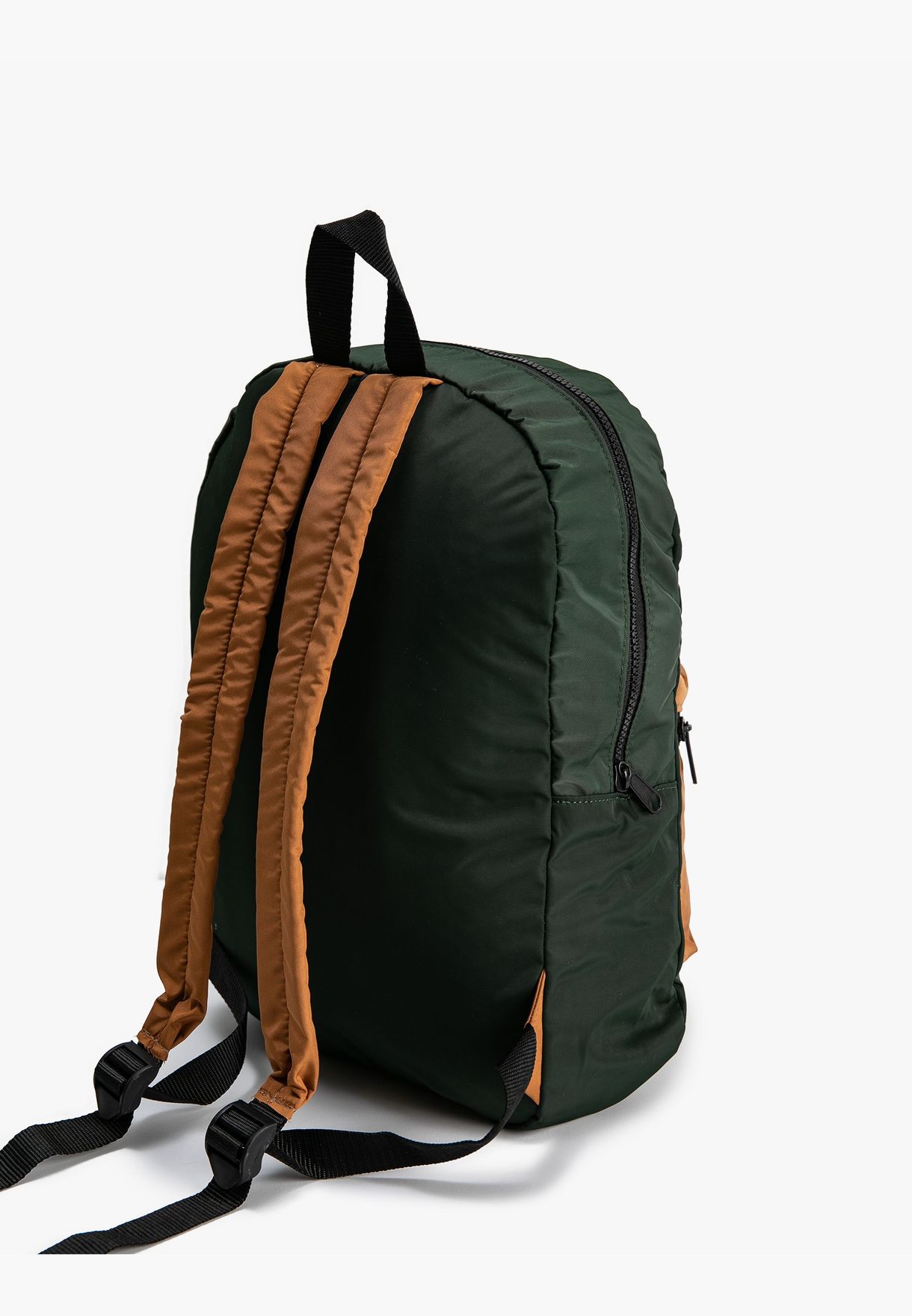 Basic Backpack Zipper Detail