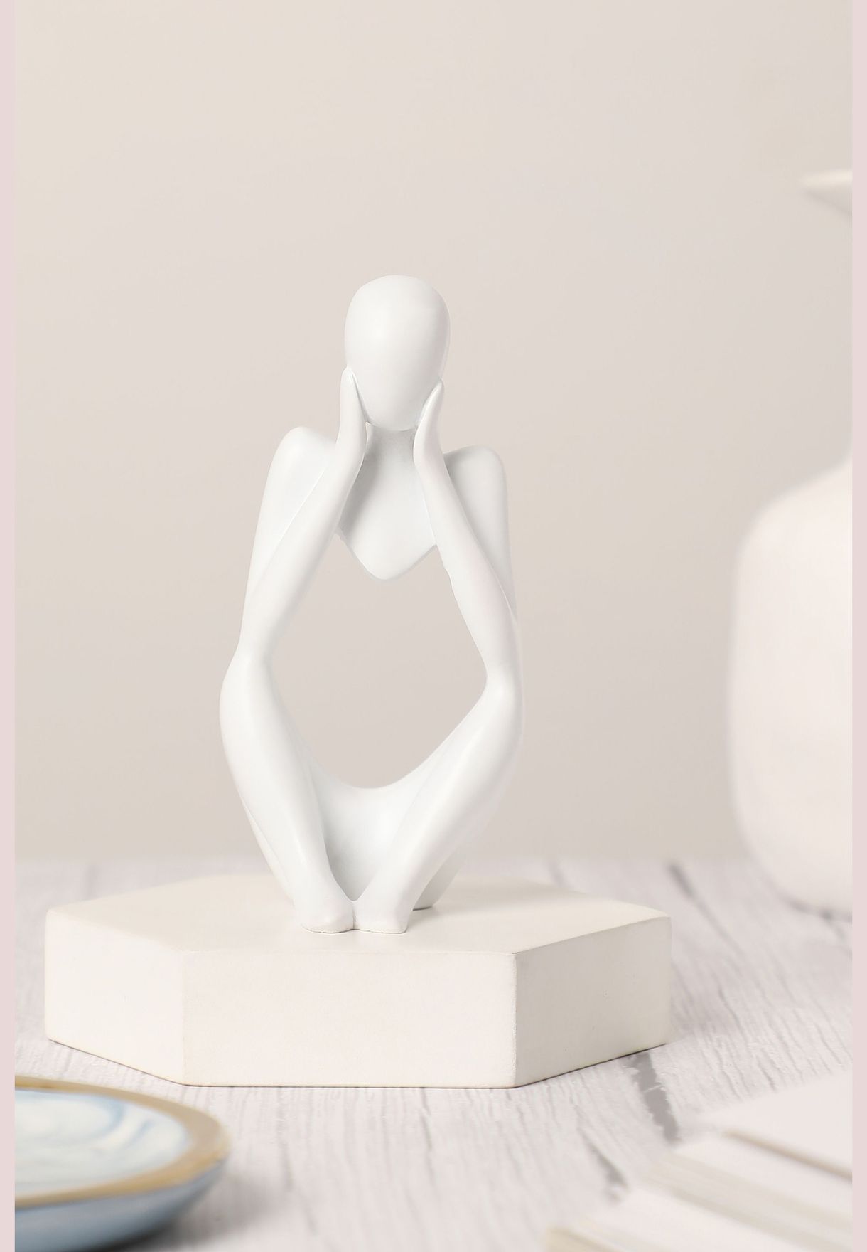 Modern Figurine Solid Minimalistic Ceramic Figure Showpiece 