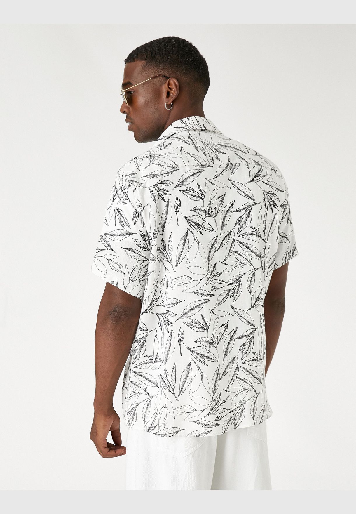 Patterned Shirt Short Sleeved