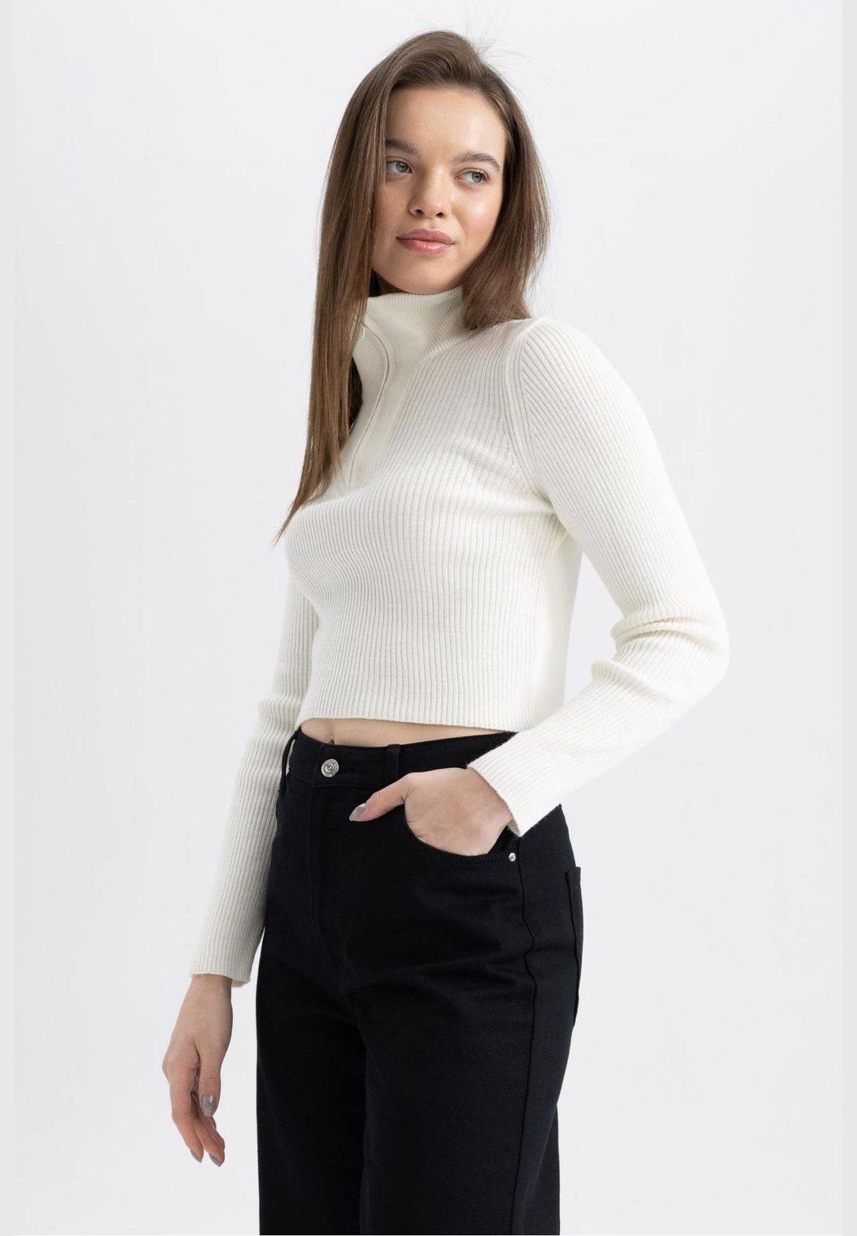 Woman Slim Fit Mock Neck Long Sleeve Tricot Pullover