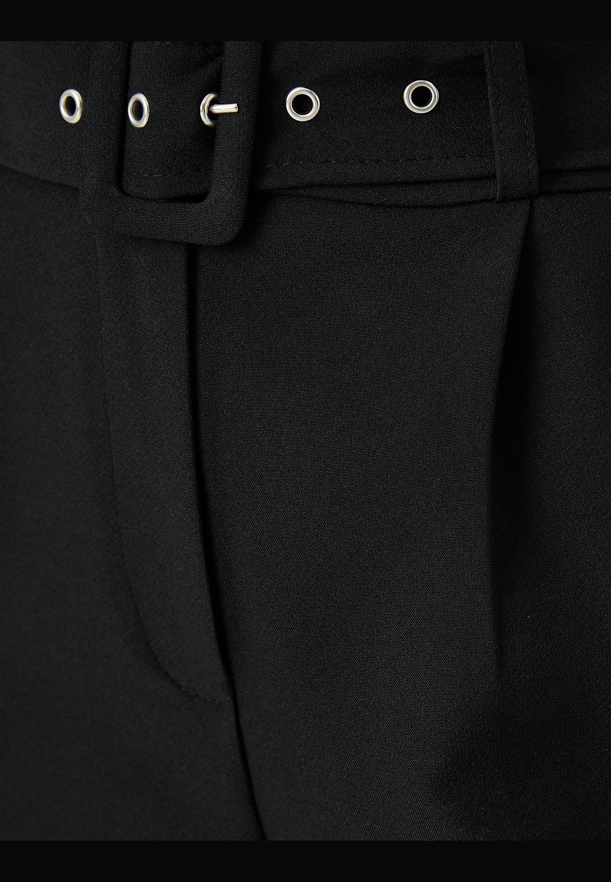 Belted Pleated Pocket Carrot Trousers