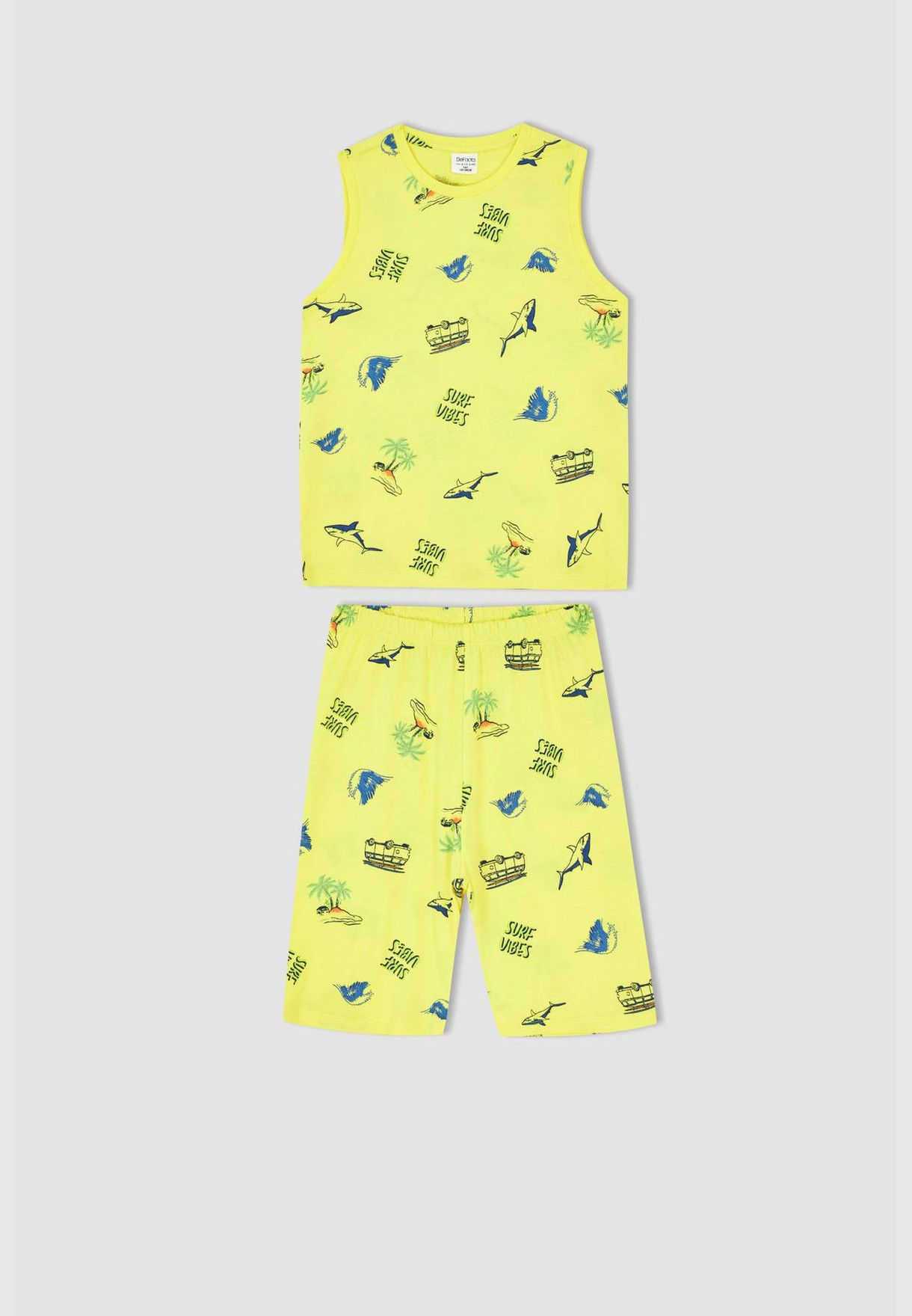 Regular Fit Sleeveless Shark Print Pyjama Set