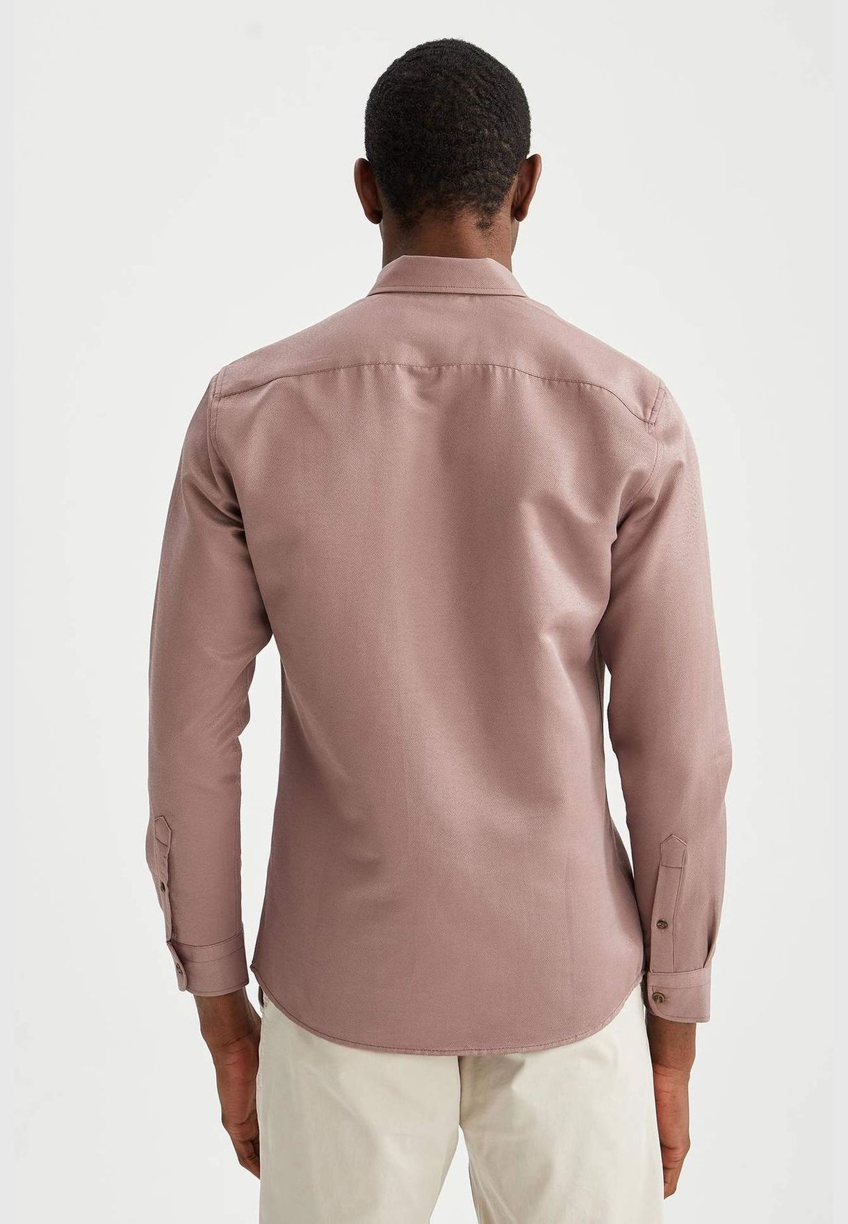 Slim Fit Long Sleeve Buttoned Shirt