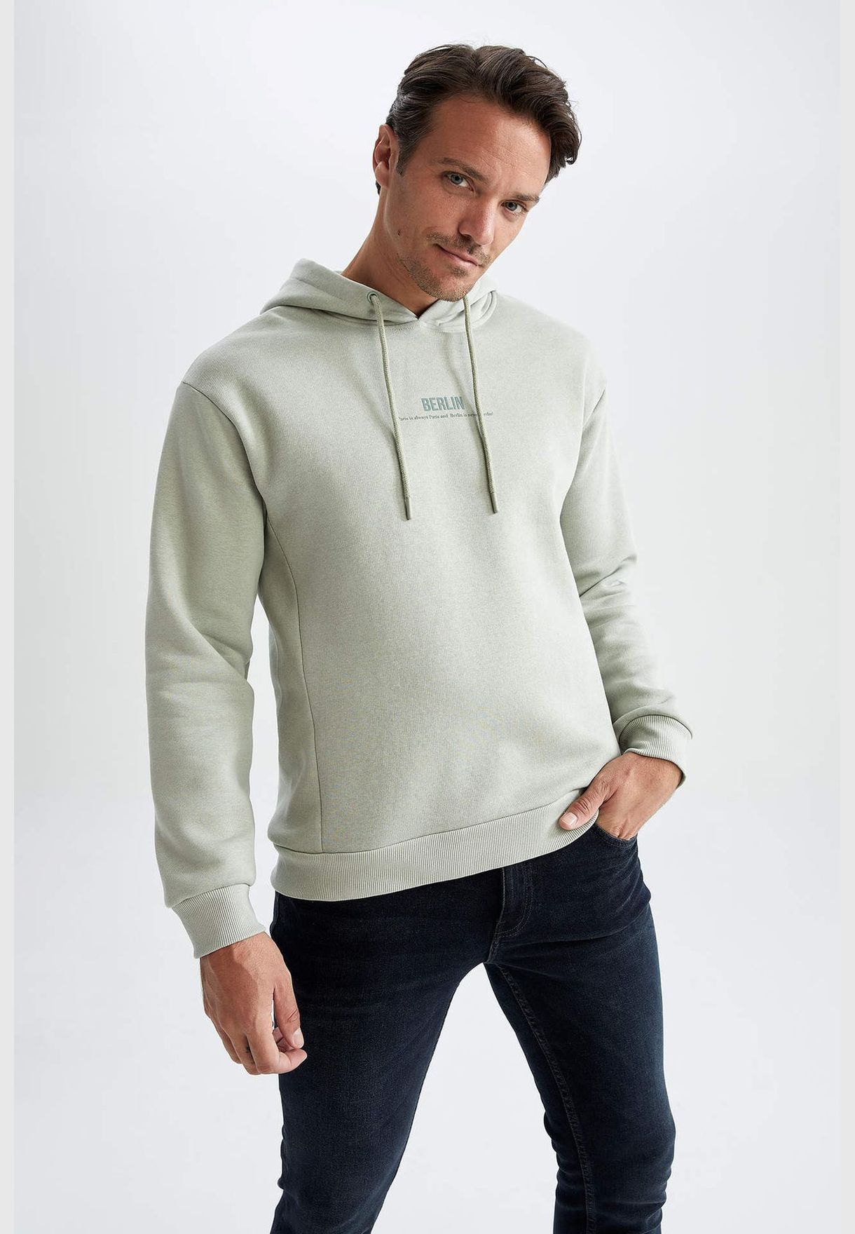 Man Relax Fit Hooded Long Sleeve Knitted Sweatshirt