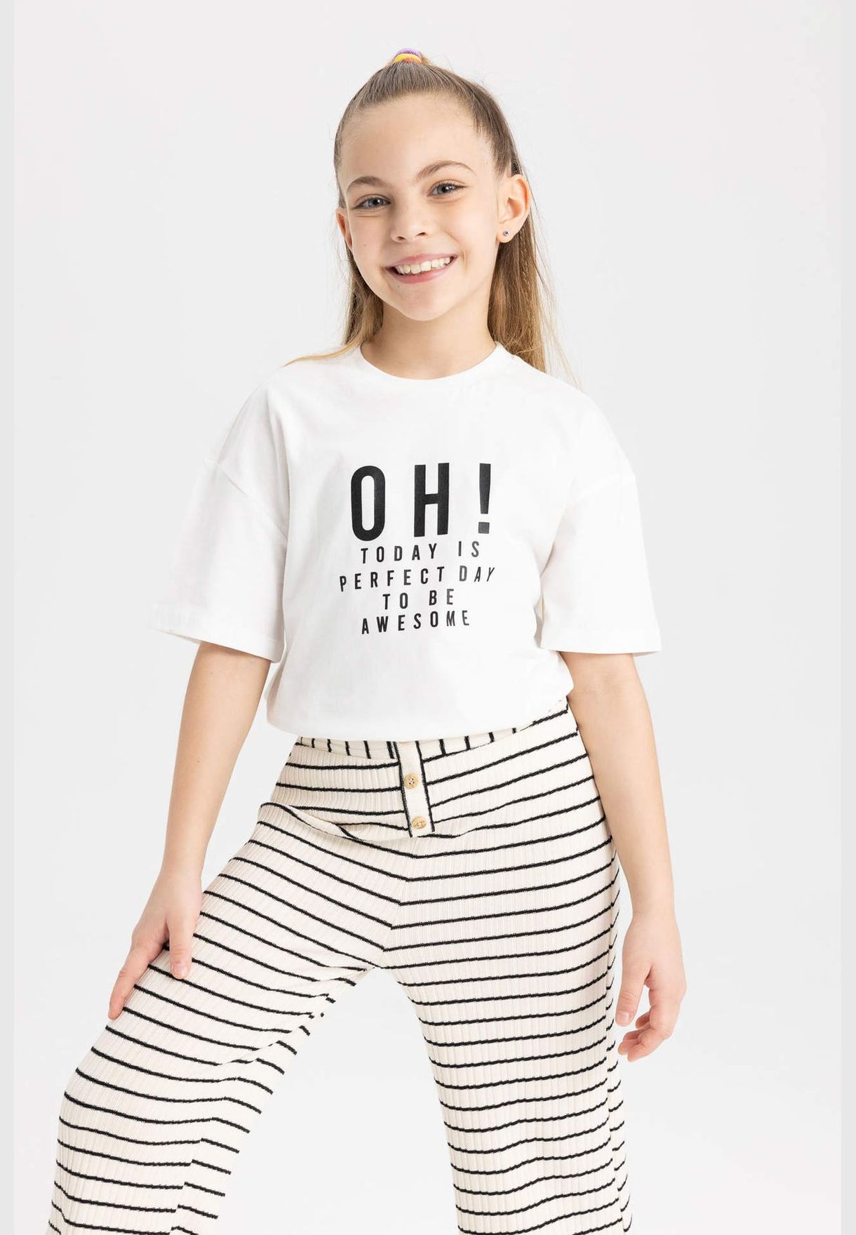 Girl Knitted Short Sleeve Body