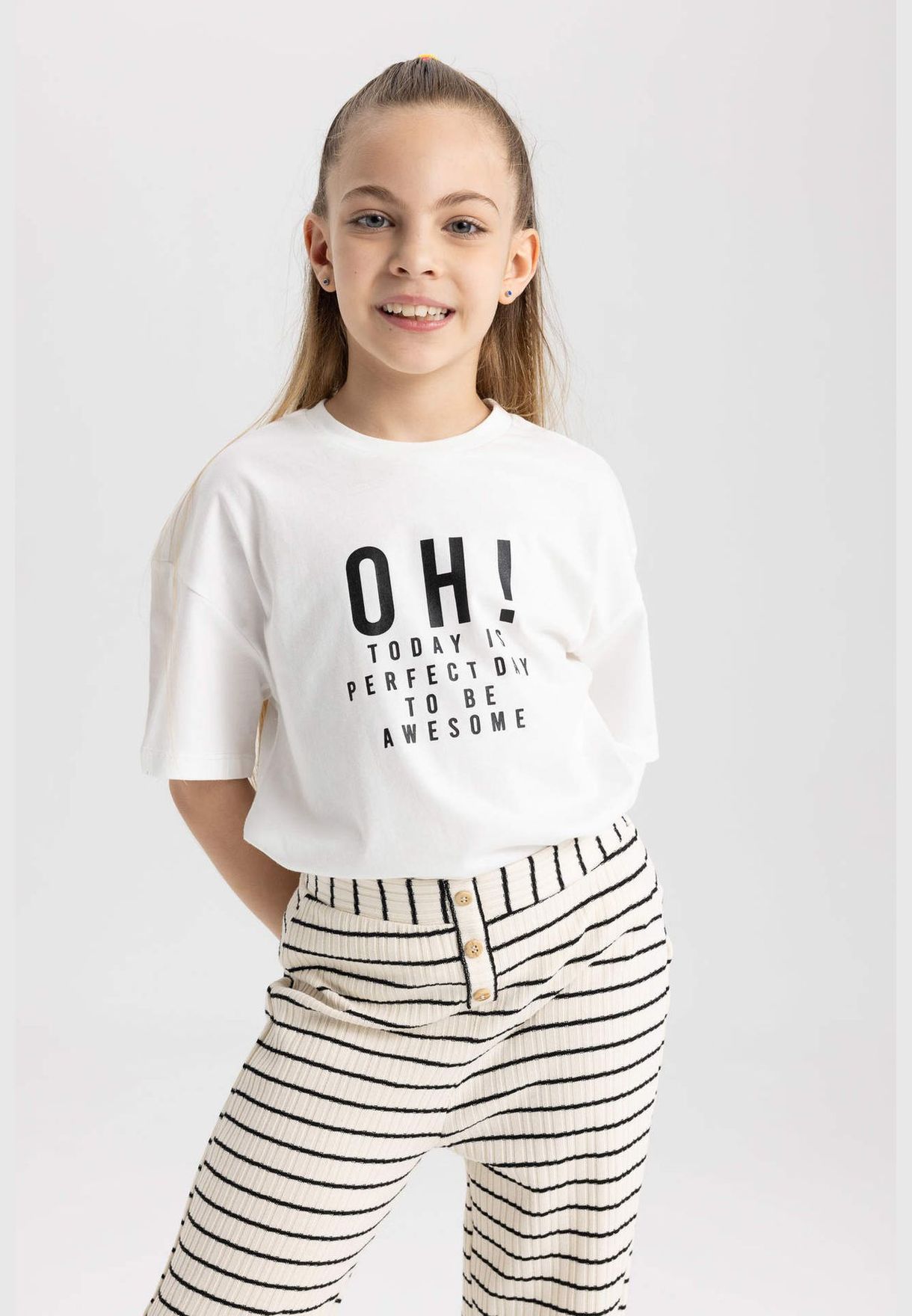 Girl Knitted Short Sleeve Body