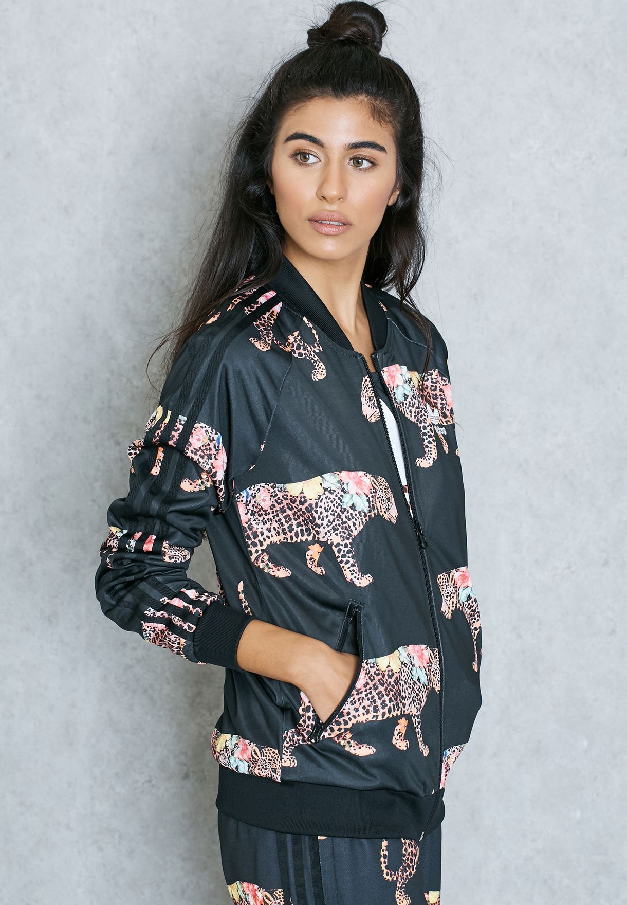 Buy adidas Originals black Oncada Superstar Track Jacket for Women in  Muscat, other cities | AY6890