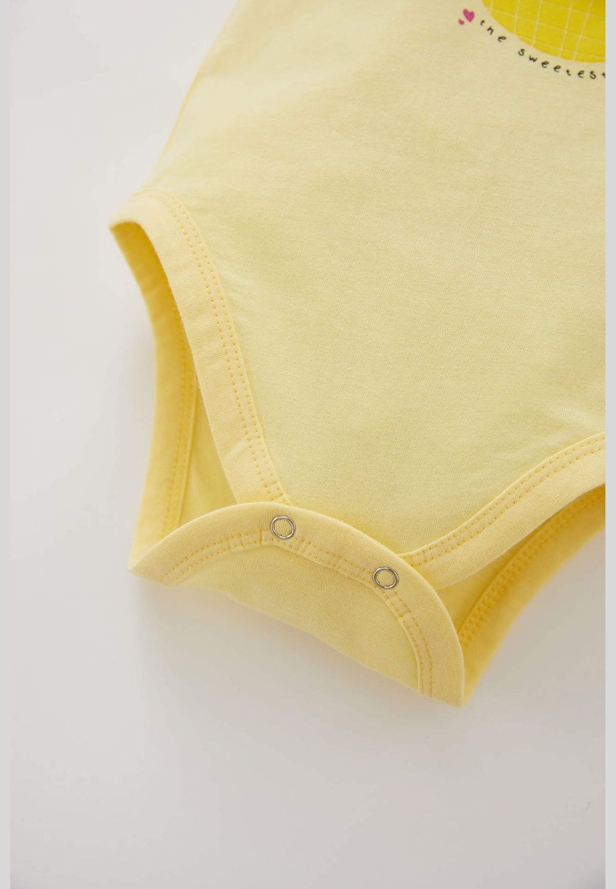 Regular Fit Short Sleeve Pineaplle Print Boydusit & Thong Set