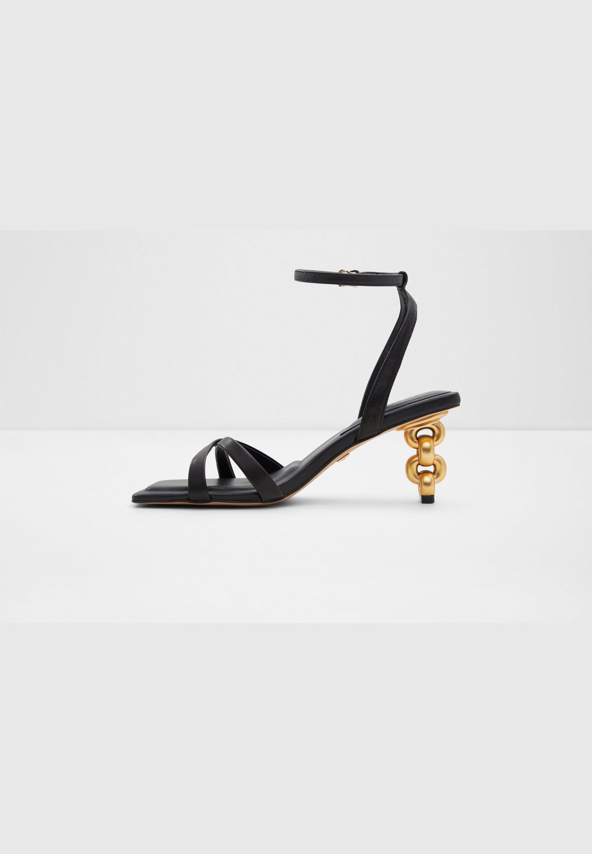 Mid Heels Tulah Black Sandals