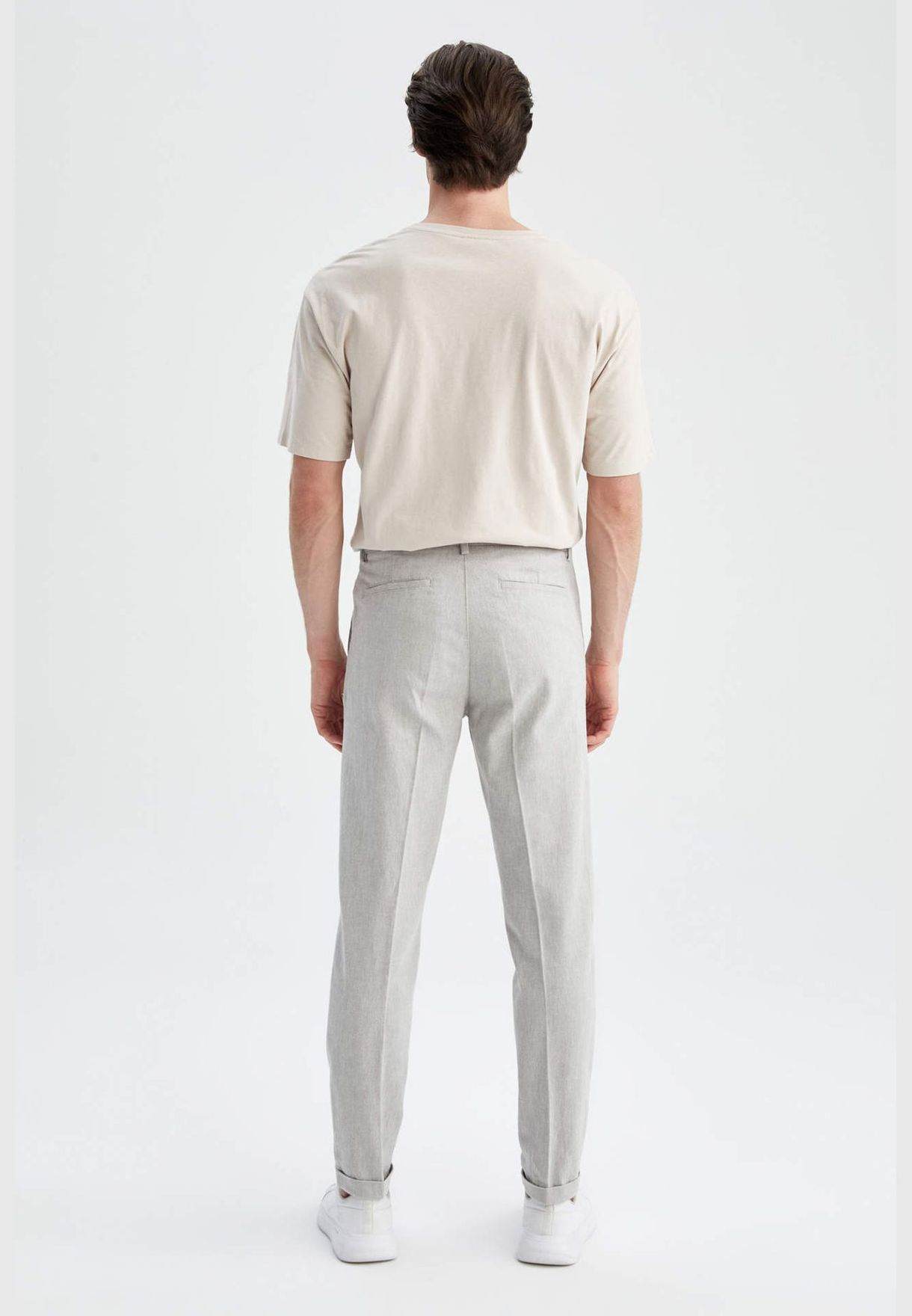 Basic Pleated Trousers