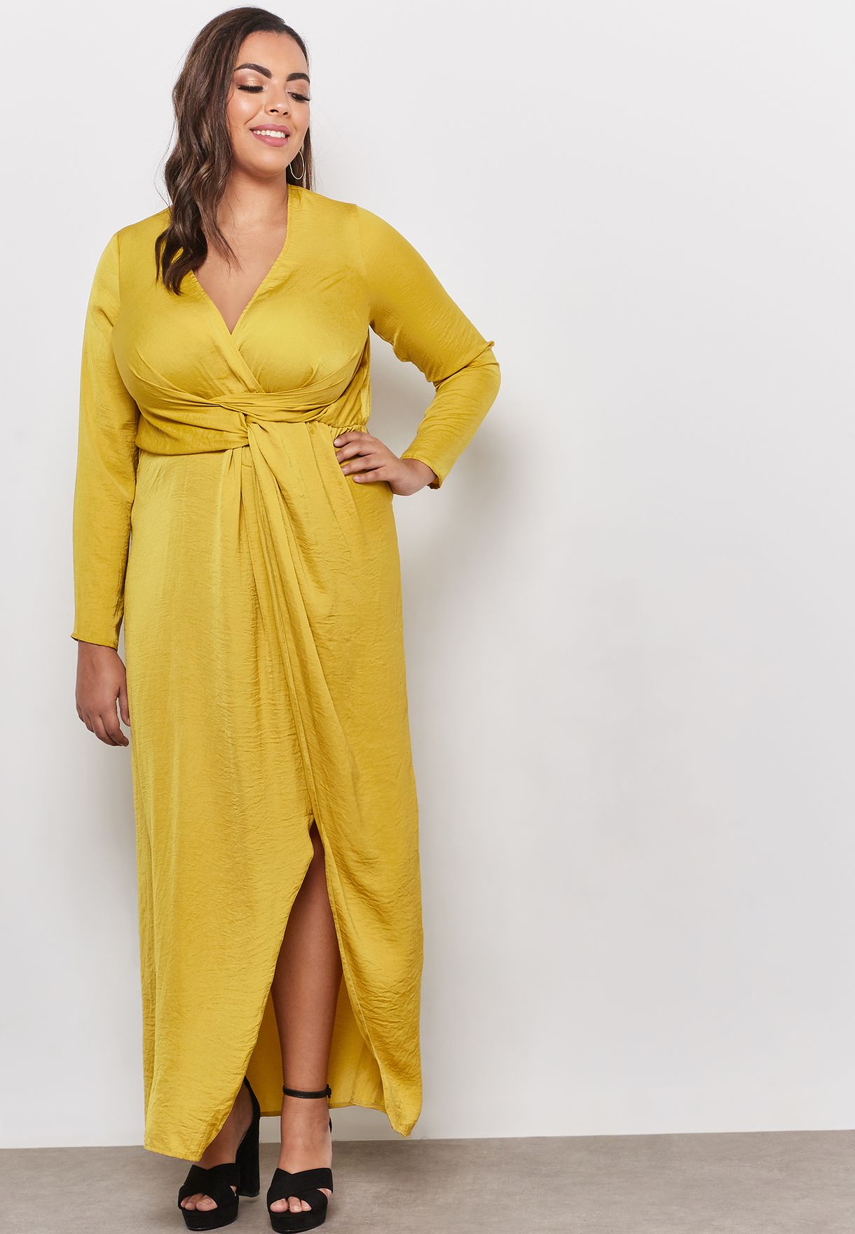 Buy Missguided Curve green Front Knot Wrap Dress for Women in MENA,  Worldwide