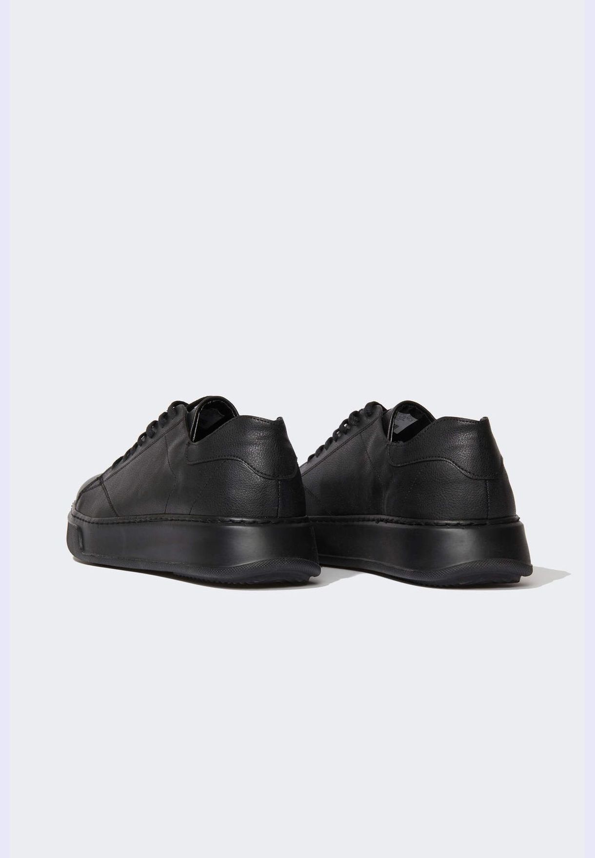 Man Casual Shoes