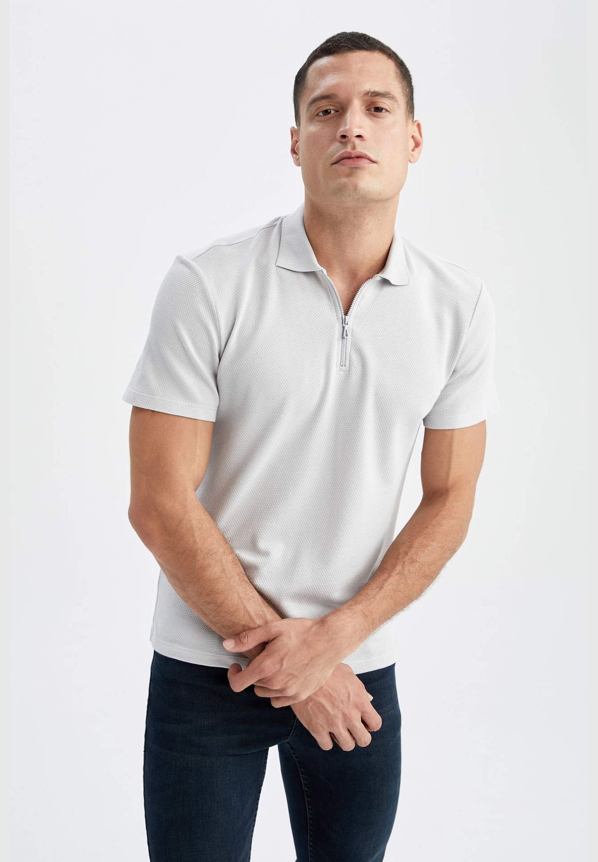 Man Slim Fit Polo Neck Short Sleeve Knitted Polo T-Shirt