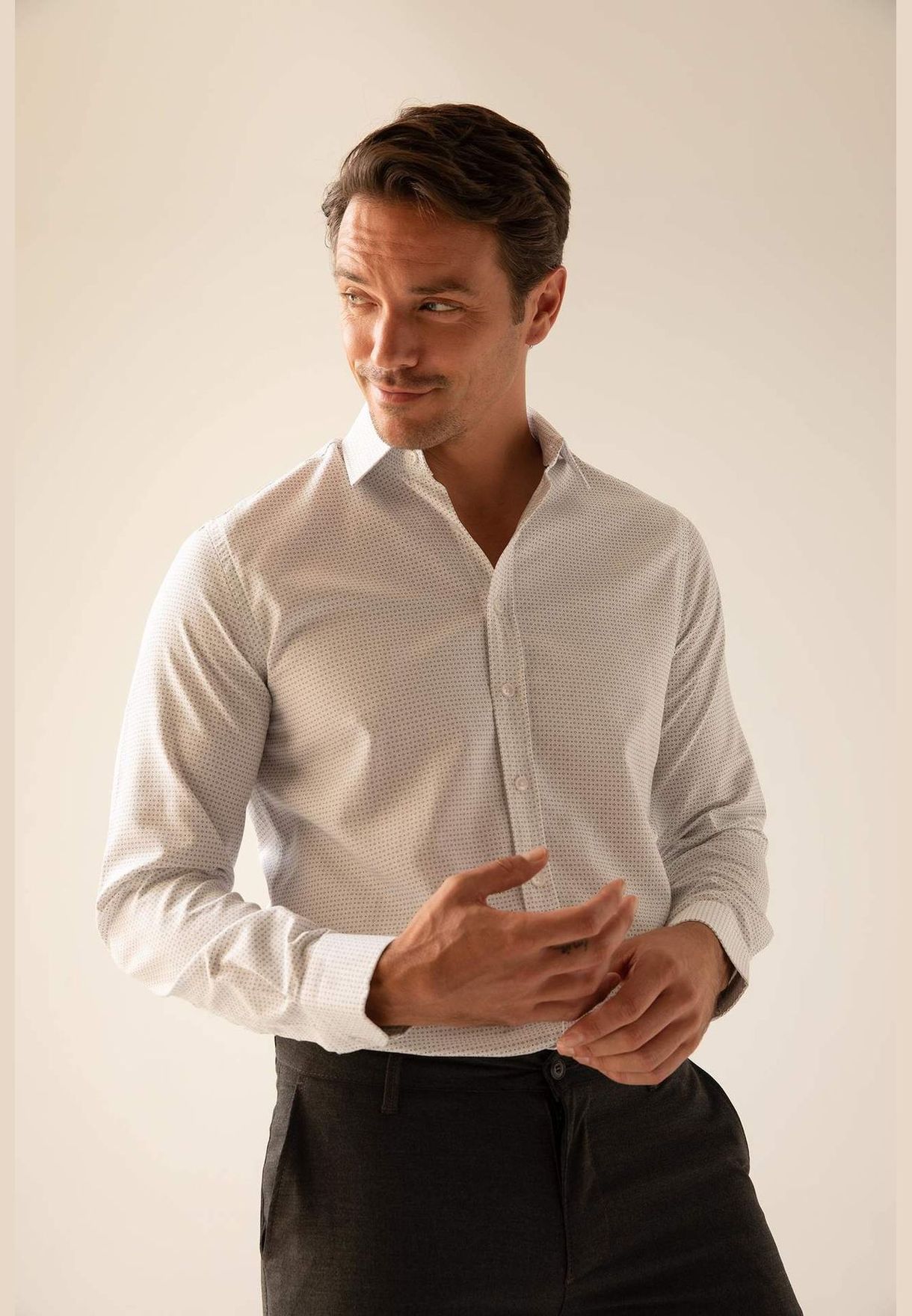 Man Modern Fit Polo Neck Woven Long Sleeve Shirt