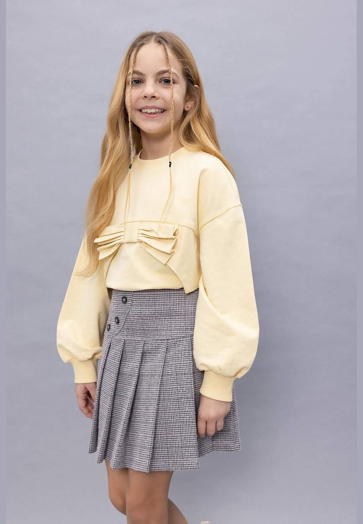 Girl Long Sleeve Knitted Sweatshirt