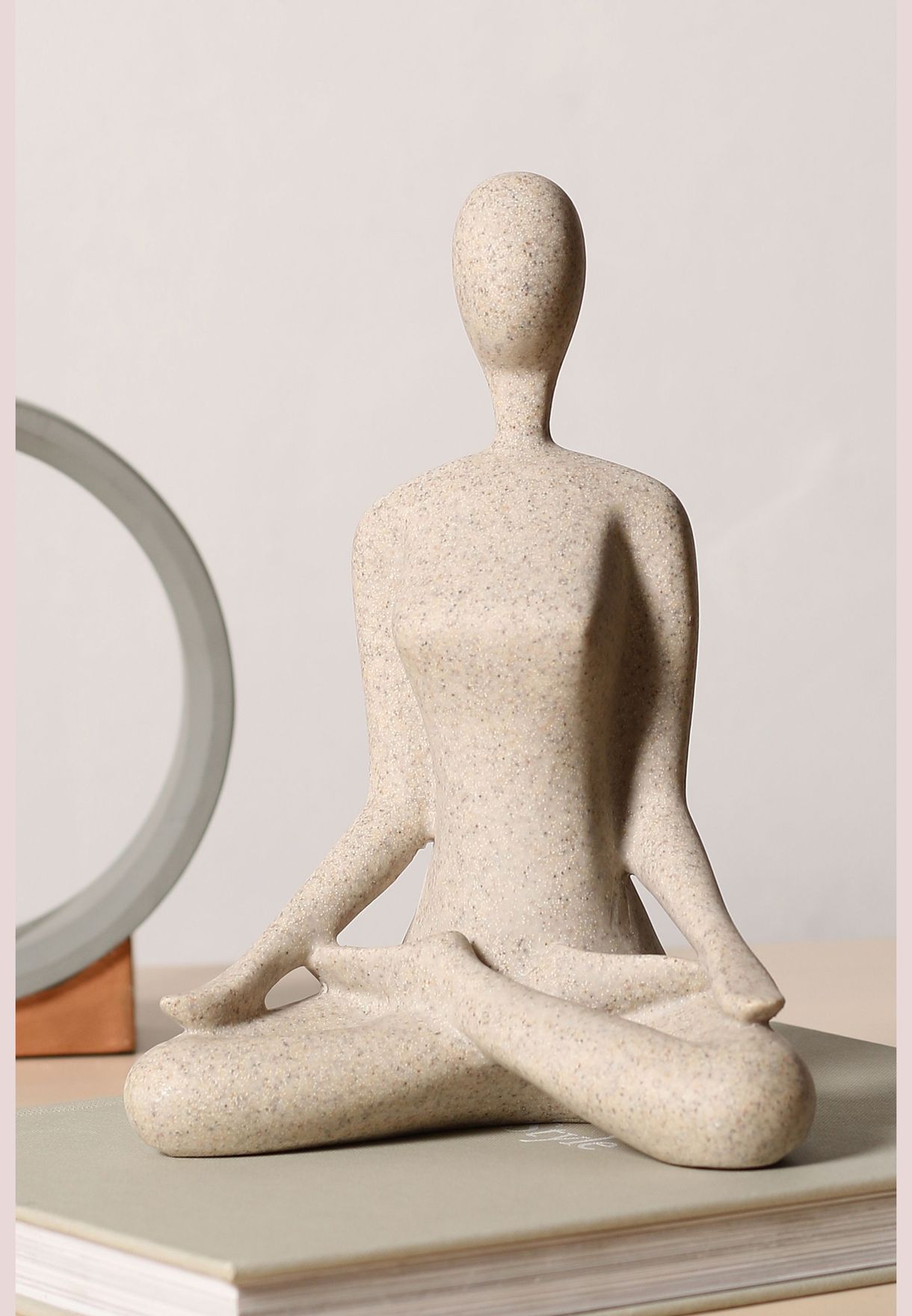 Modern Figurine Shaped Solid Minimalistic Ceramic Figure Showpiece