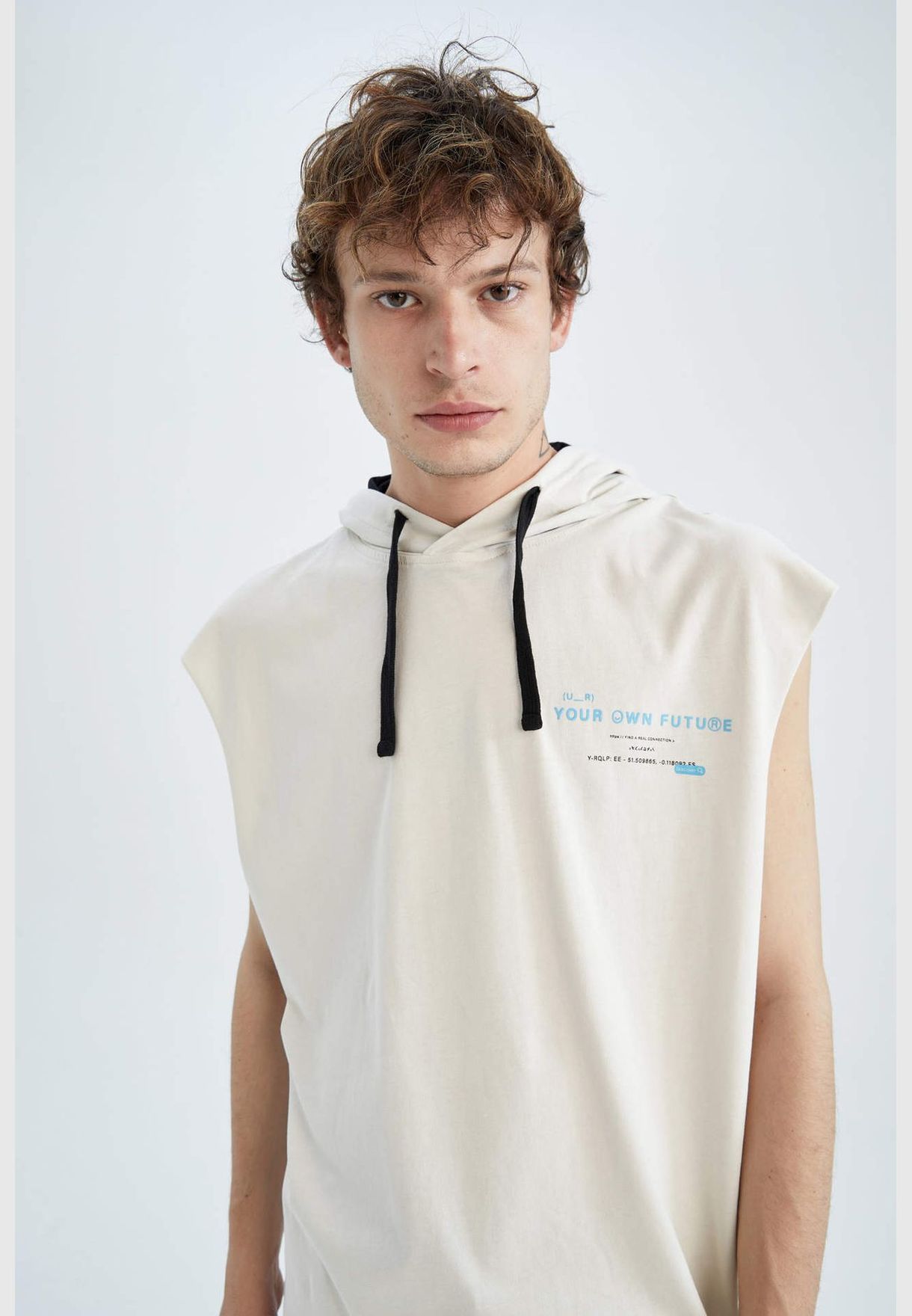 Man Oversize Fit Hooded Strappy Vest