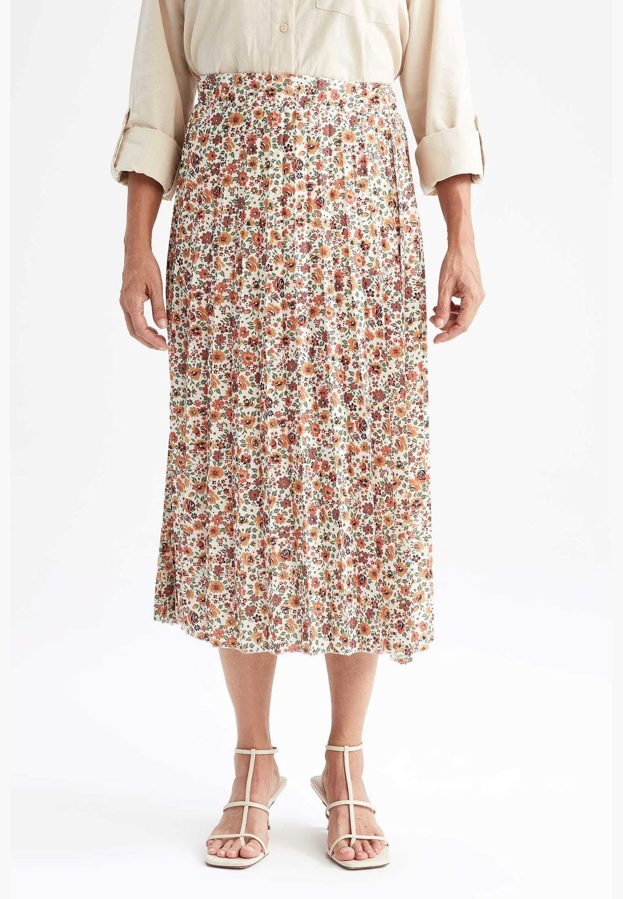 Woman Flower Pattern Skirt