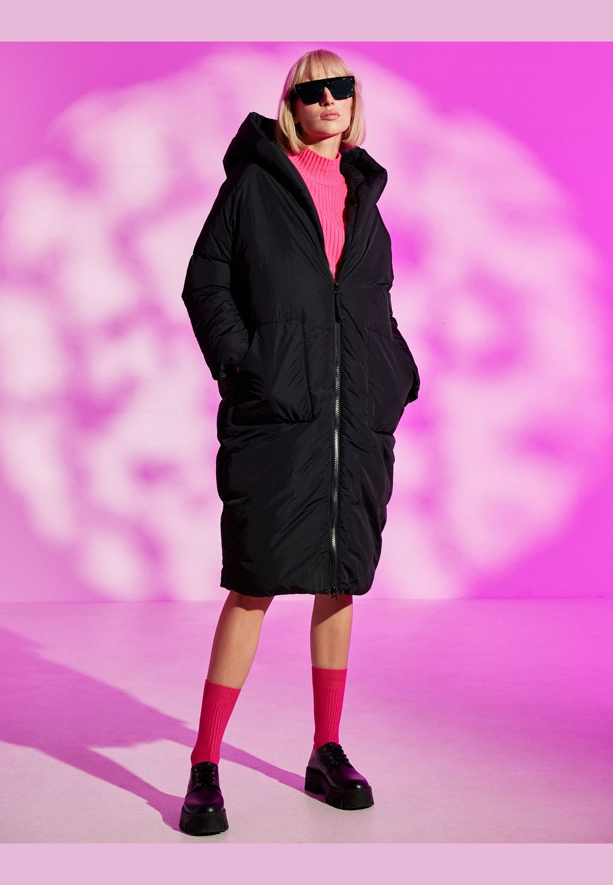 Puffer Coat Hooded Pocket Detail