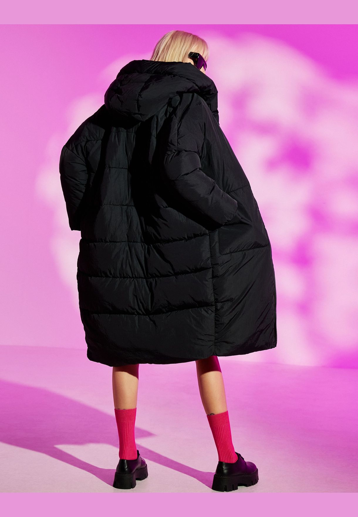Puffer Coat Hooded Pocket Detail