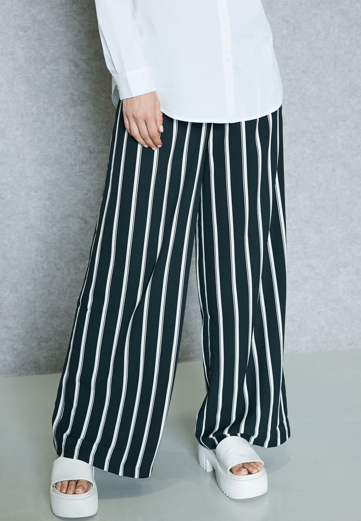 forever 21 blue and white striped pants