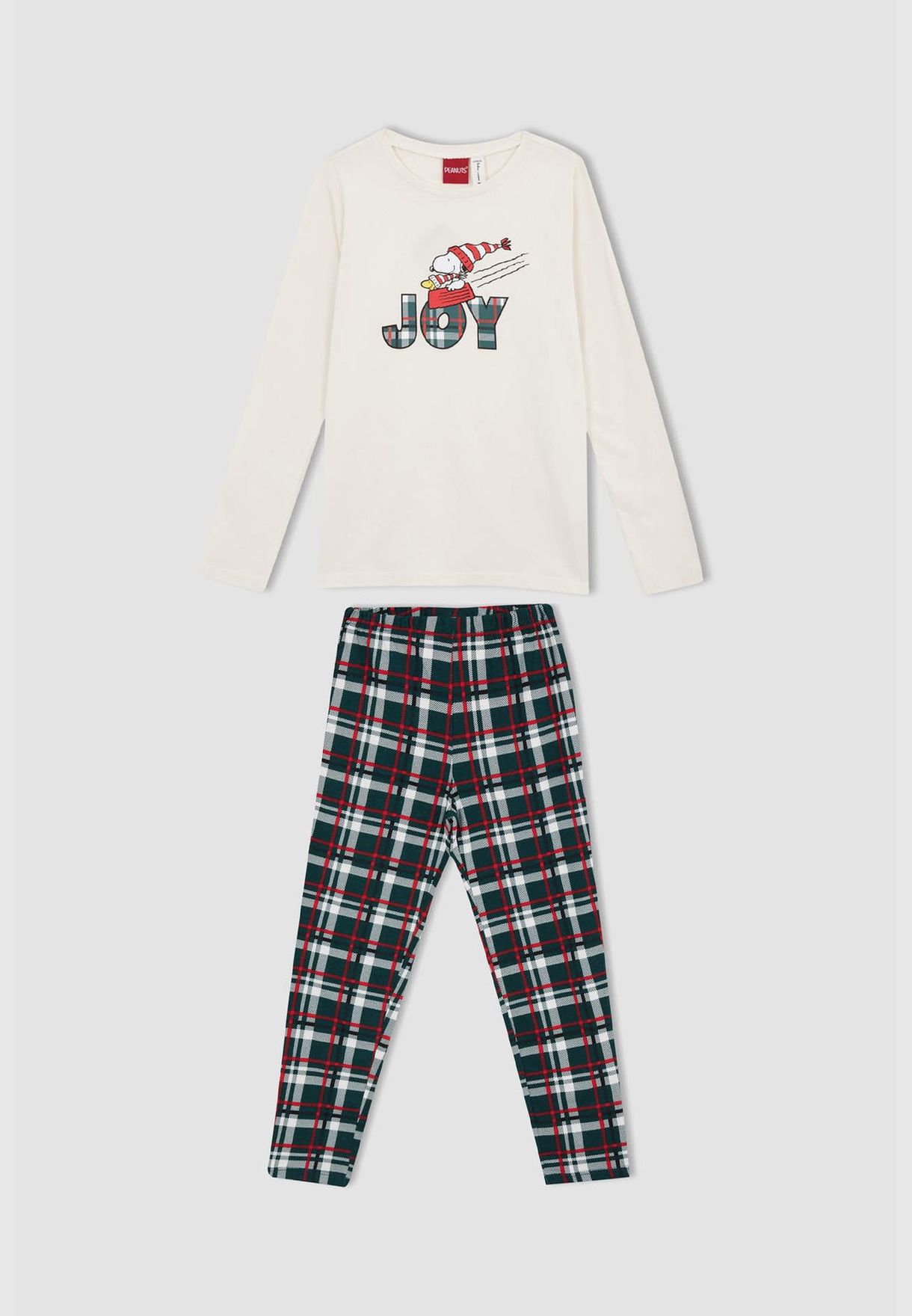 Long Sleeve New Year Themed Snoopy Printed Pyjama Set
