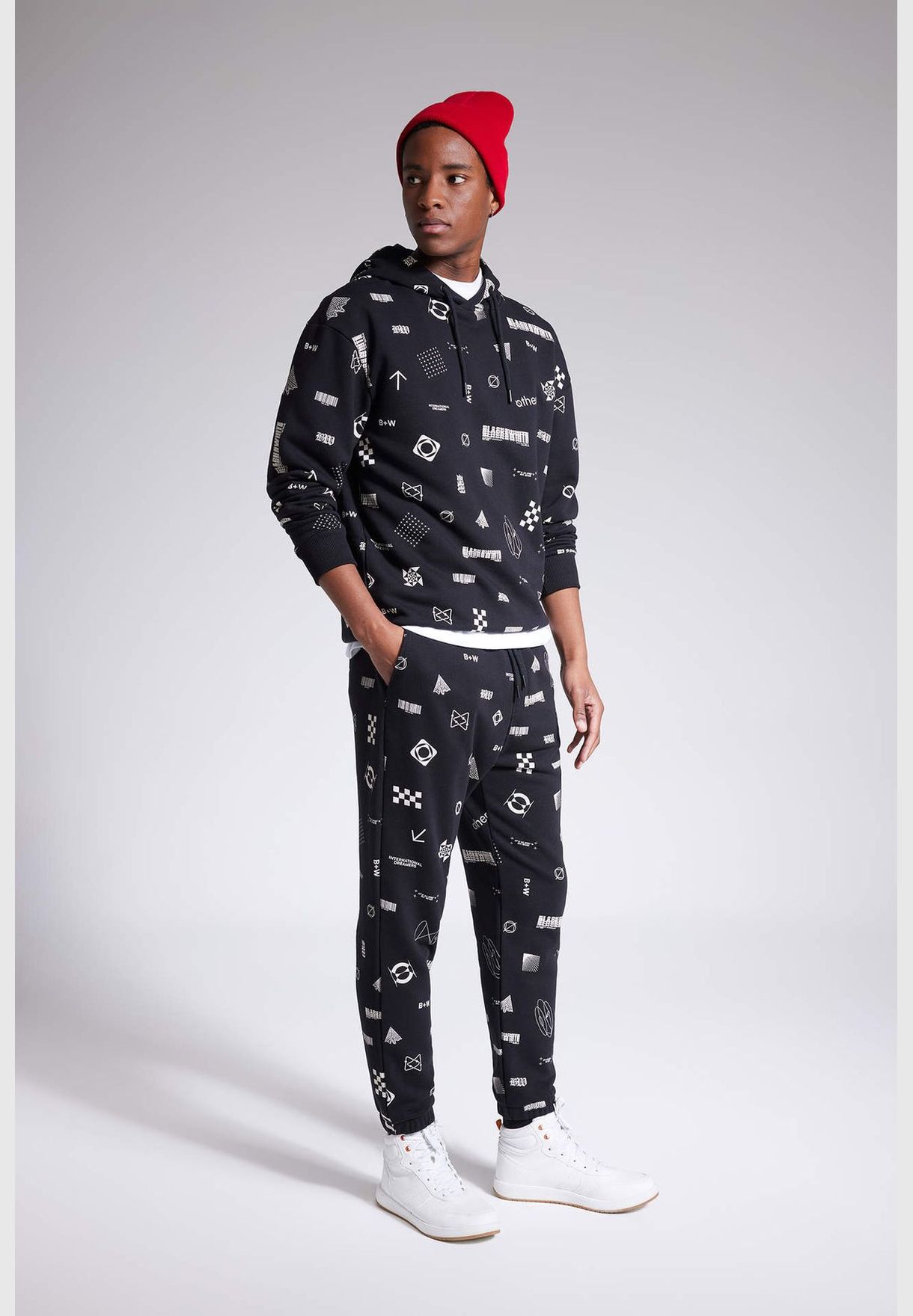 Man Knitted Trousers