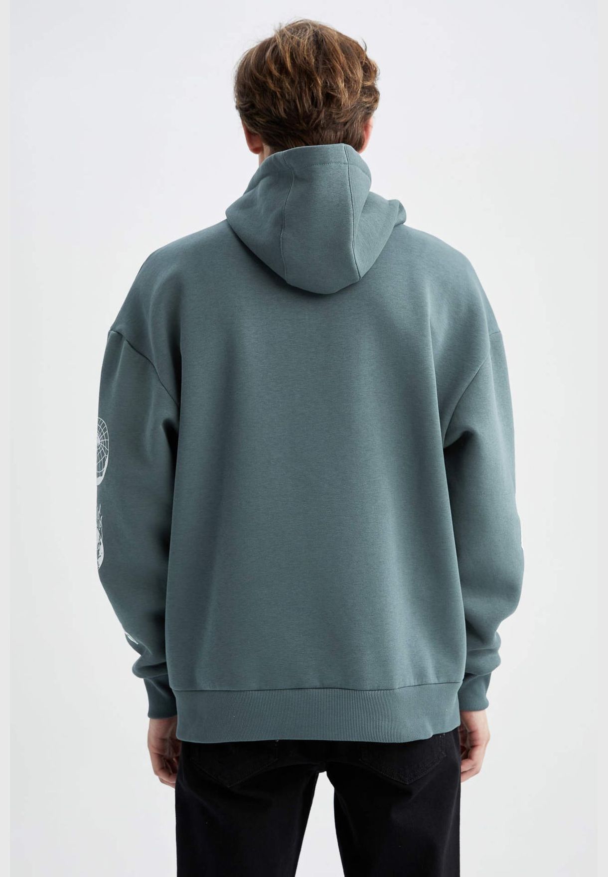 Man Oversize Fit Hooded Long Sleeve Knitted Sweat Shirt