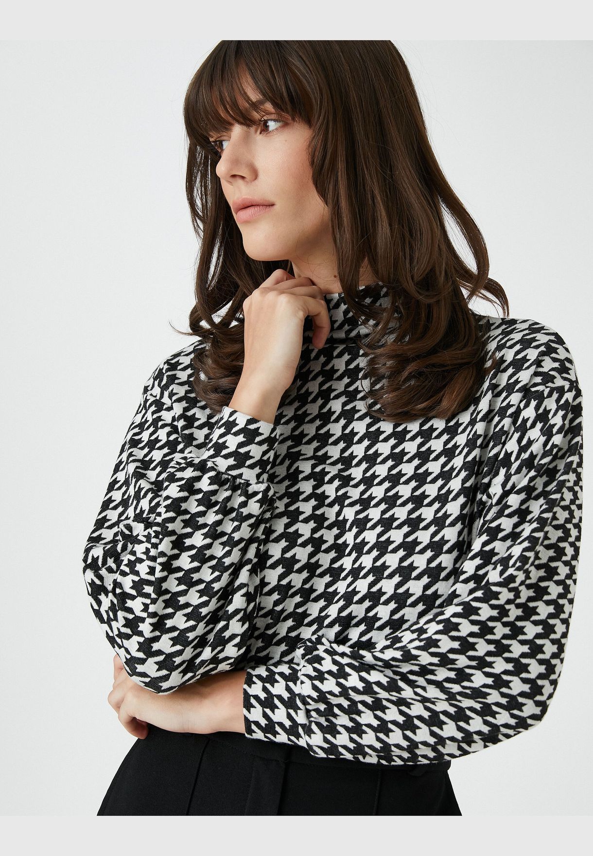 Houndstooth Patterned High Neck Sweater