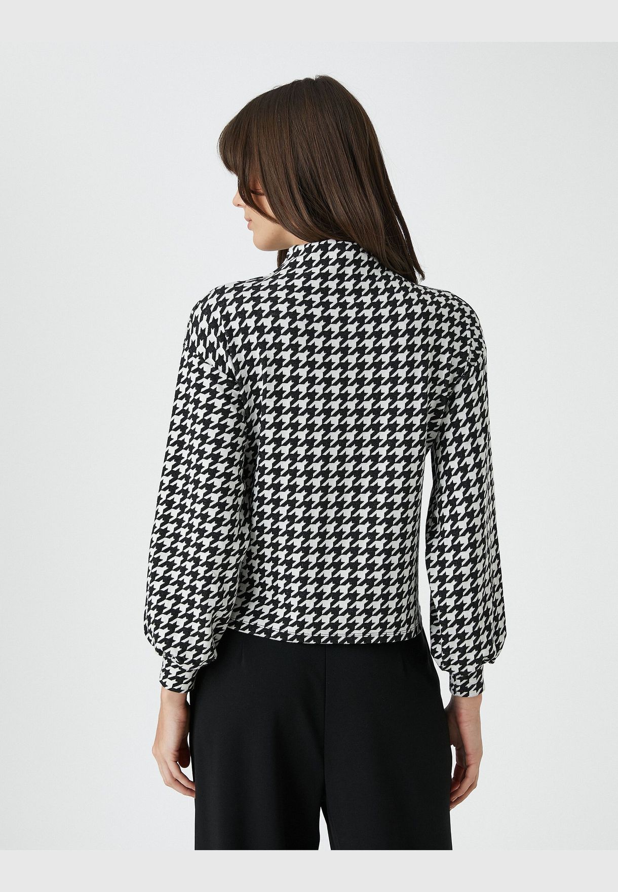 Houndstooth Patterned High Neck Sweater