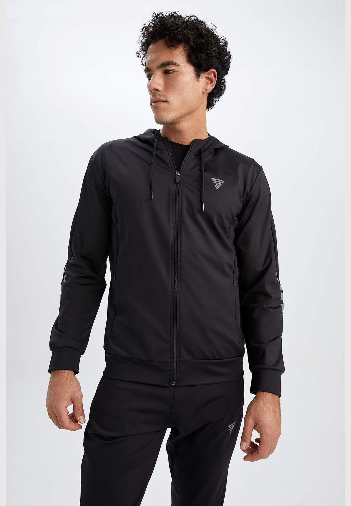 Man Slim Fit Hooded Knitted Cardigan