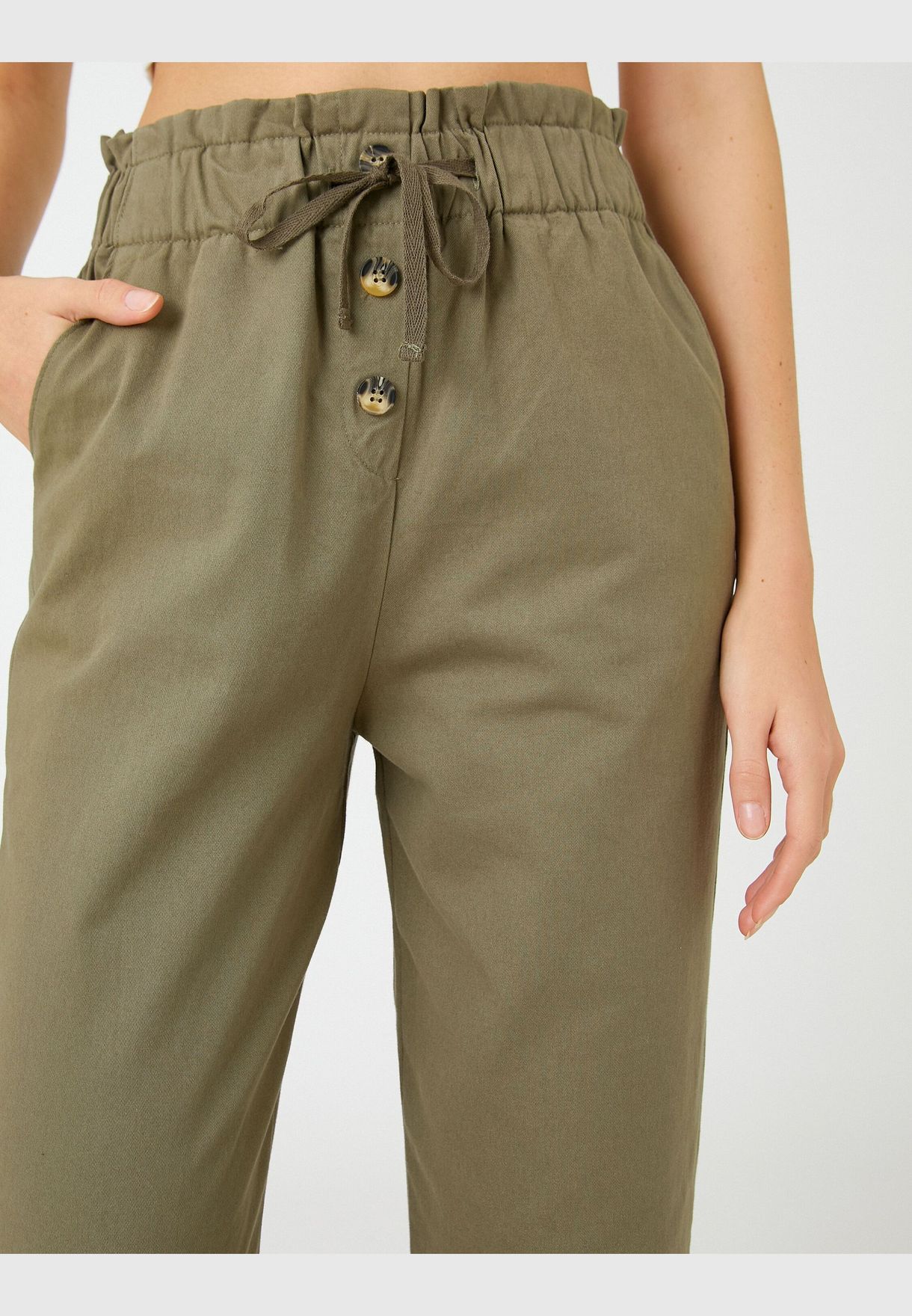 Carrot Trousers Drawstring Pocket Detail