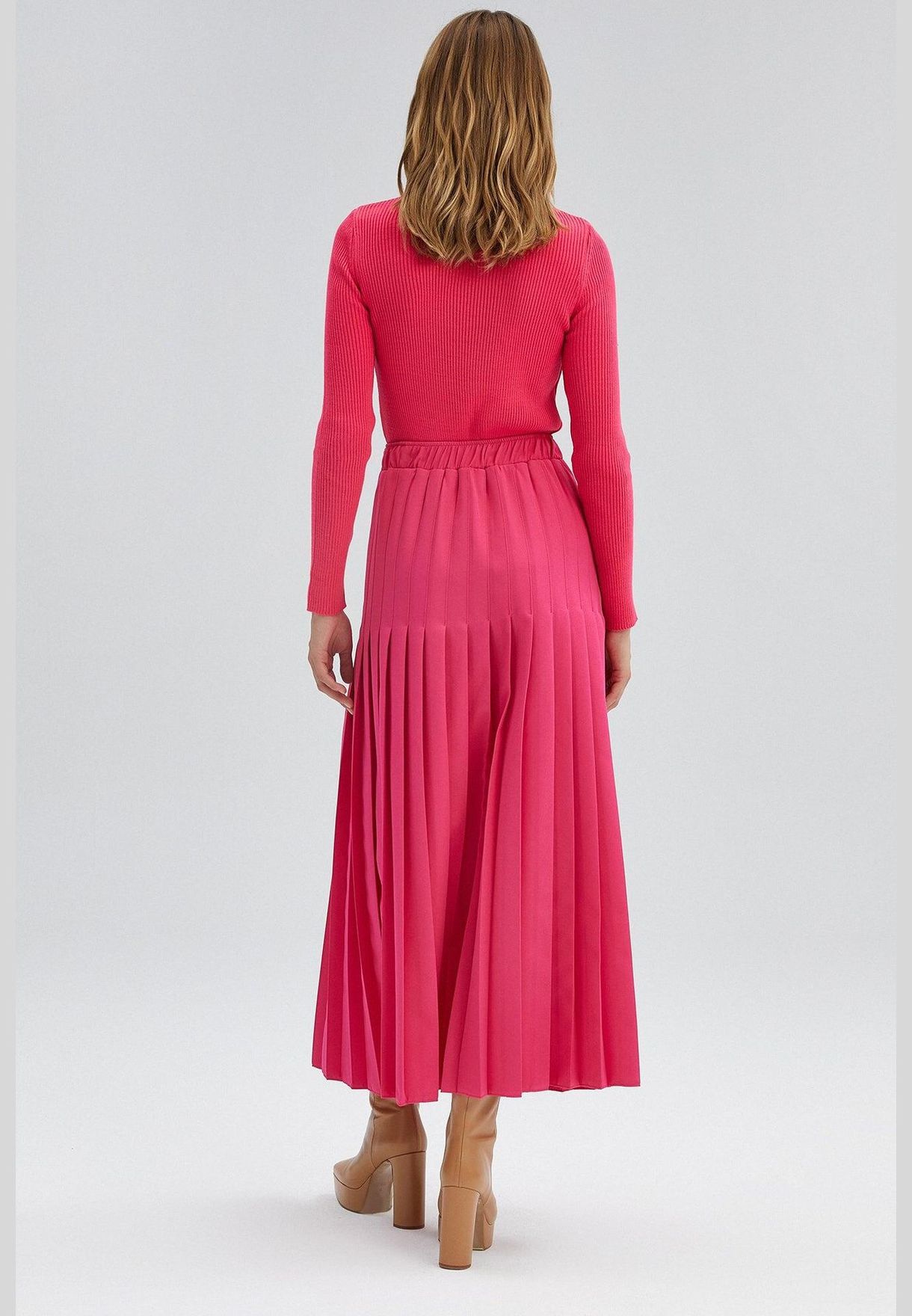 PLEATED CREPE SKIRT